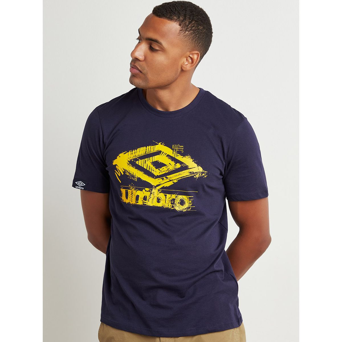 Umbro Scuff Logo Graphic Print Round Neck T-shirt-men-clothing-sportswearandactivewear-tshirtsandpolos-image-1
