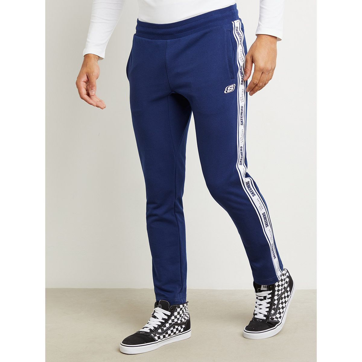Skechers Printed Taping Detail Elastic Waist Pants-sports-men-clothing-bottoms-image-1