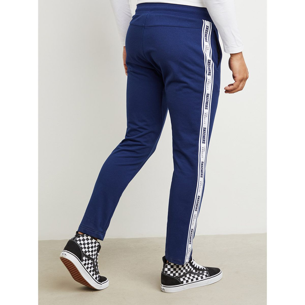 Skechers Printed Taping Detail Elastic Waist Pants-sports-men-clothing-bottoms-image-4
