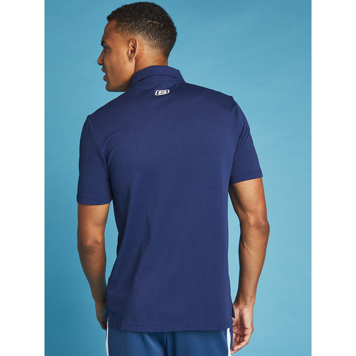 تيشيرت بولو باكمام قصيرة من سكيتشرز-men-clothing-sportswearandactivewear-tshirtsandpolos-image-3