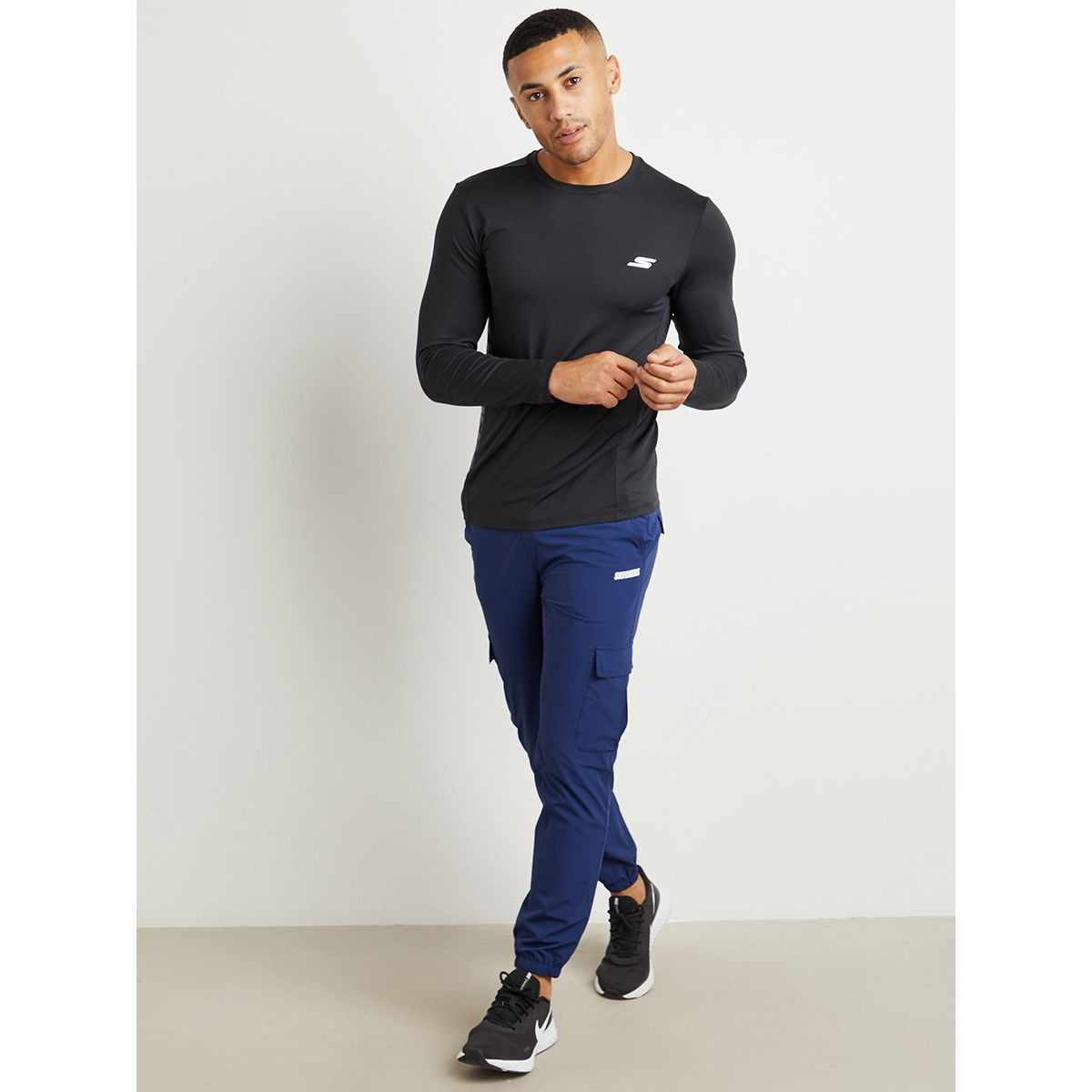 Skechers Cargo Pocket Detail Cuffed Jogger-men-clothing-sportswearandactivewear-bottoms-image-2