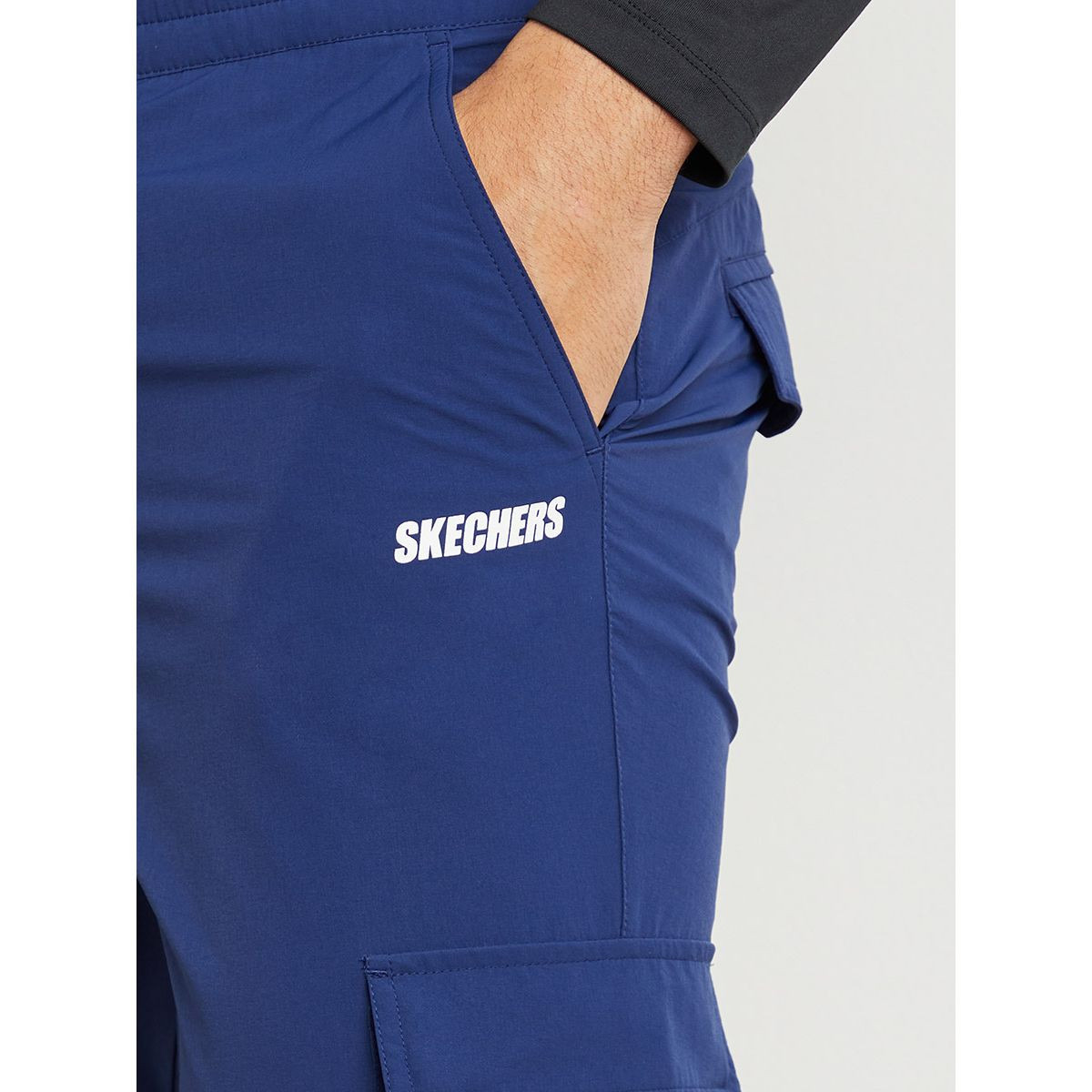 Skechers Cargo Pocket Detail Cuffed Jogger-men-clothing-sportswearandactivewear-bottoms-image-3