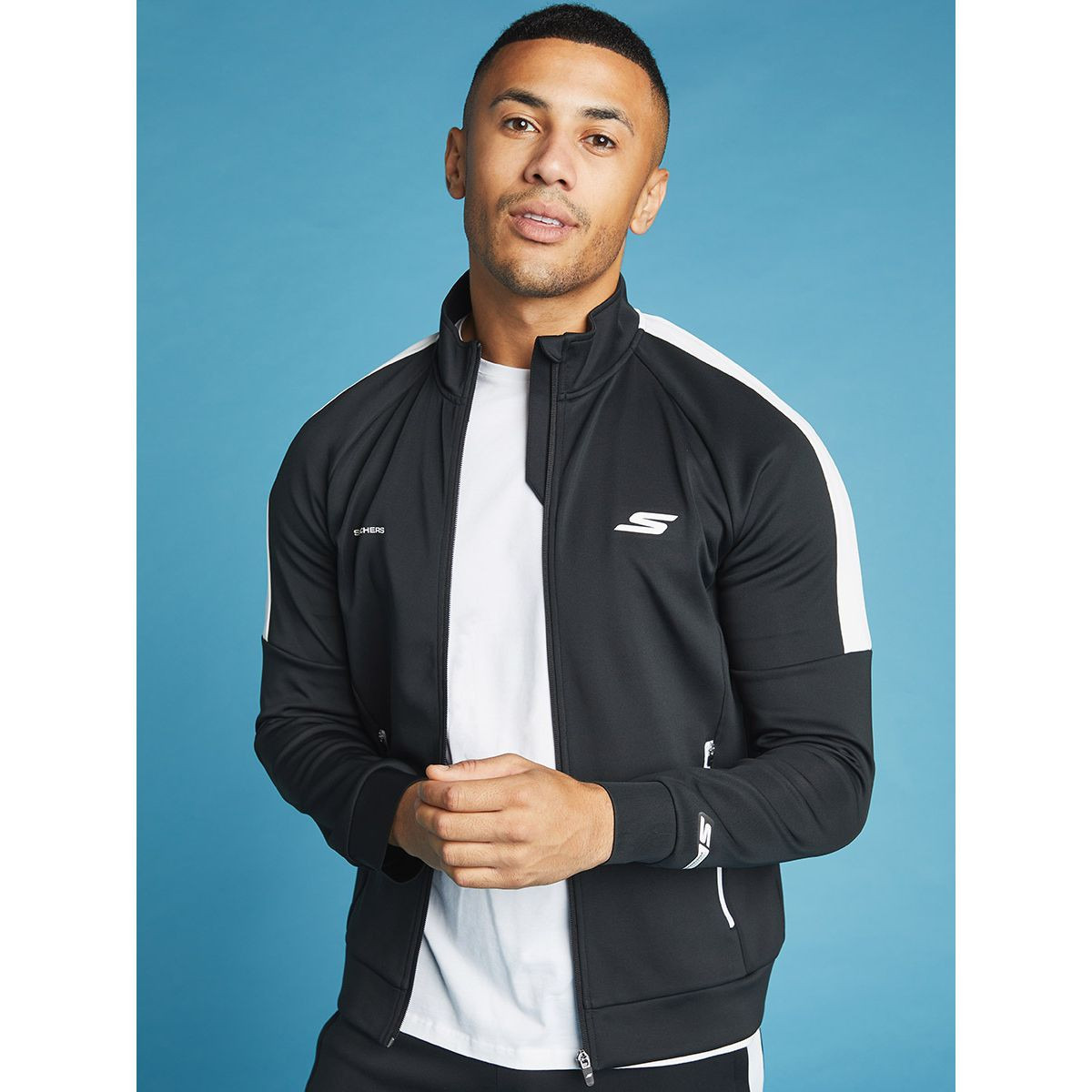 جاكيت كاجوال باكمام طويلة  من سكيتشرز-men-clothing-sportswearandactivewear-hoodiesandsweatshirts-image-1