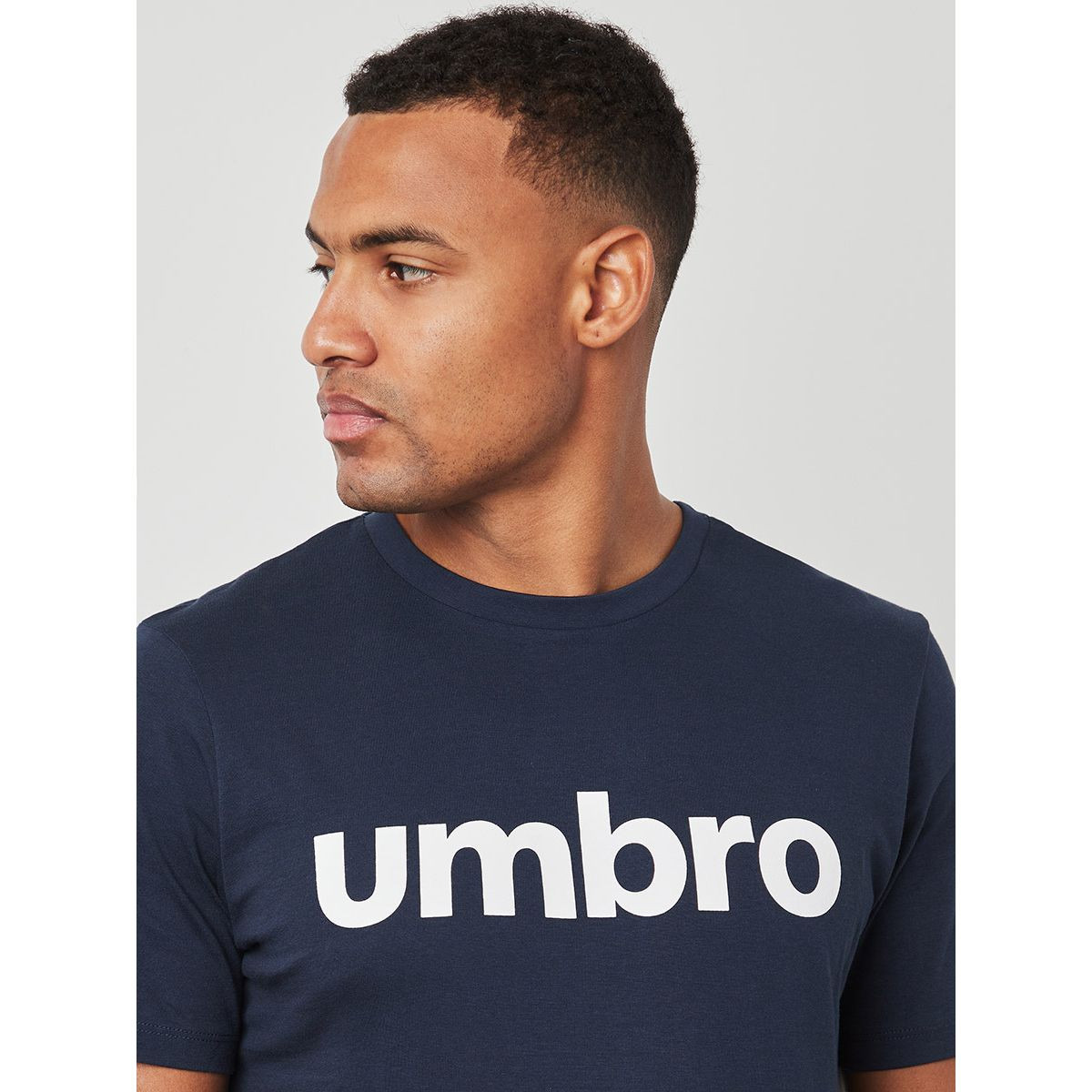 Umbro Linear Logo Graphic Printed Slim Fit T-shirt-men-clothing-sportswearandactivewear-tshirtsandpolos-image-3