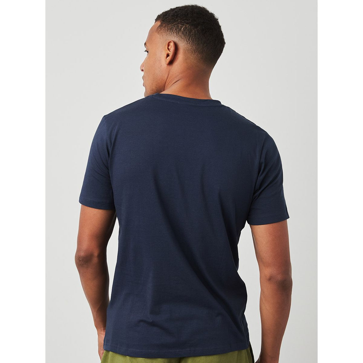 تيشيرت مطبع بشعار-men-clothing-sportswearandactivewear-tshirtsandpolos-image-4