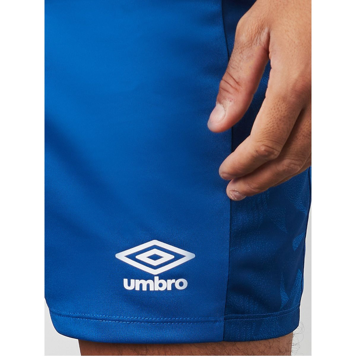 Umbro Fragment Shorts with Side Contrast Panel-men-clothing-sportswearandactivewear-bottoms-image-3