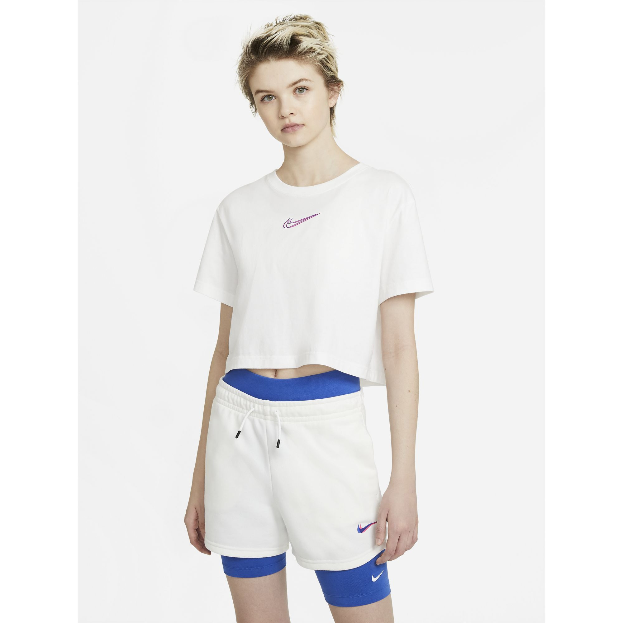 تيشيرت قصير نايك-women-clothing-tshirts-image-1