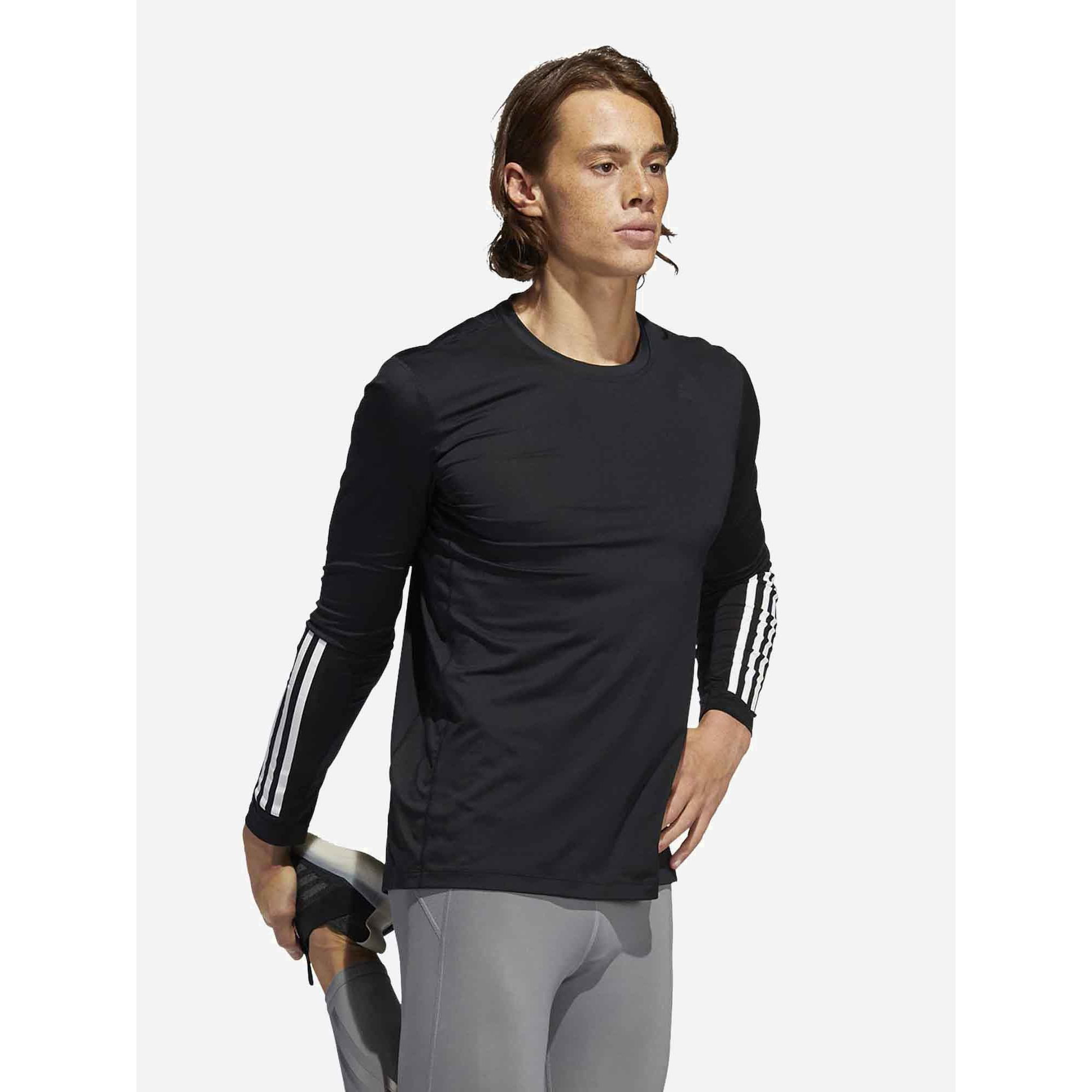 Adidas Tech Fit 3-Stripes Long Sleeves Detail Slim Fit T-shirt-men-clothing-sportswearandactivewear-tshirtsandpolos-image-3