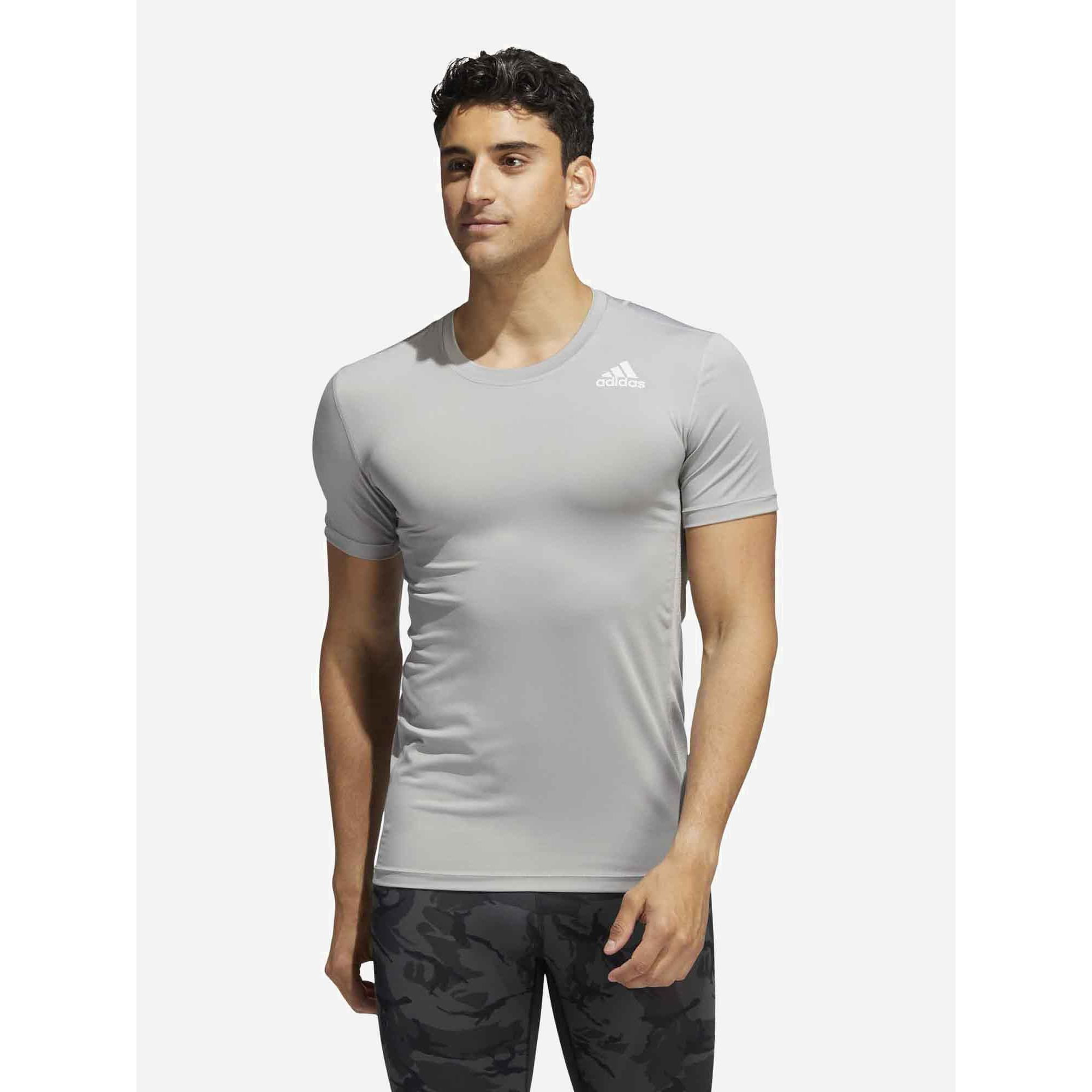 تيشيرت بأكمام قصيرة من اديداس-men-clothing-sportswearandactivewear-tshirtsandpolos-image-1