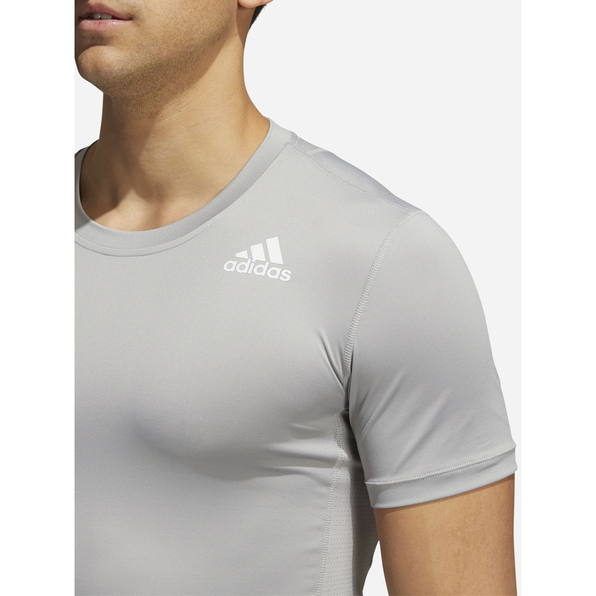 تيشيرت بأكمام قصيرة من اديداس-men-clothing-sportswearandactivewear-tshirtsandpolos-image-4