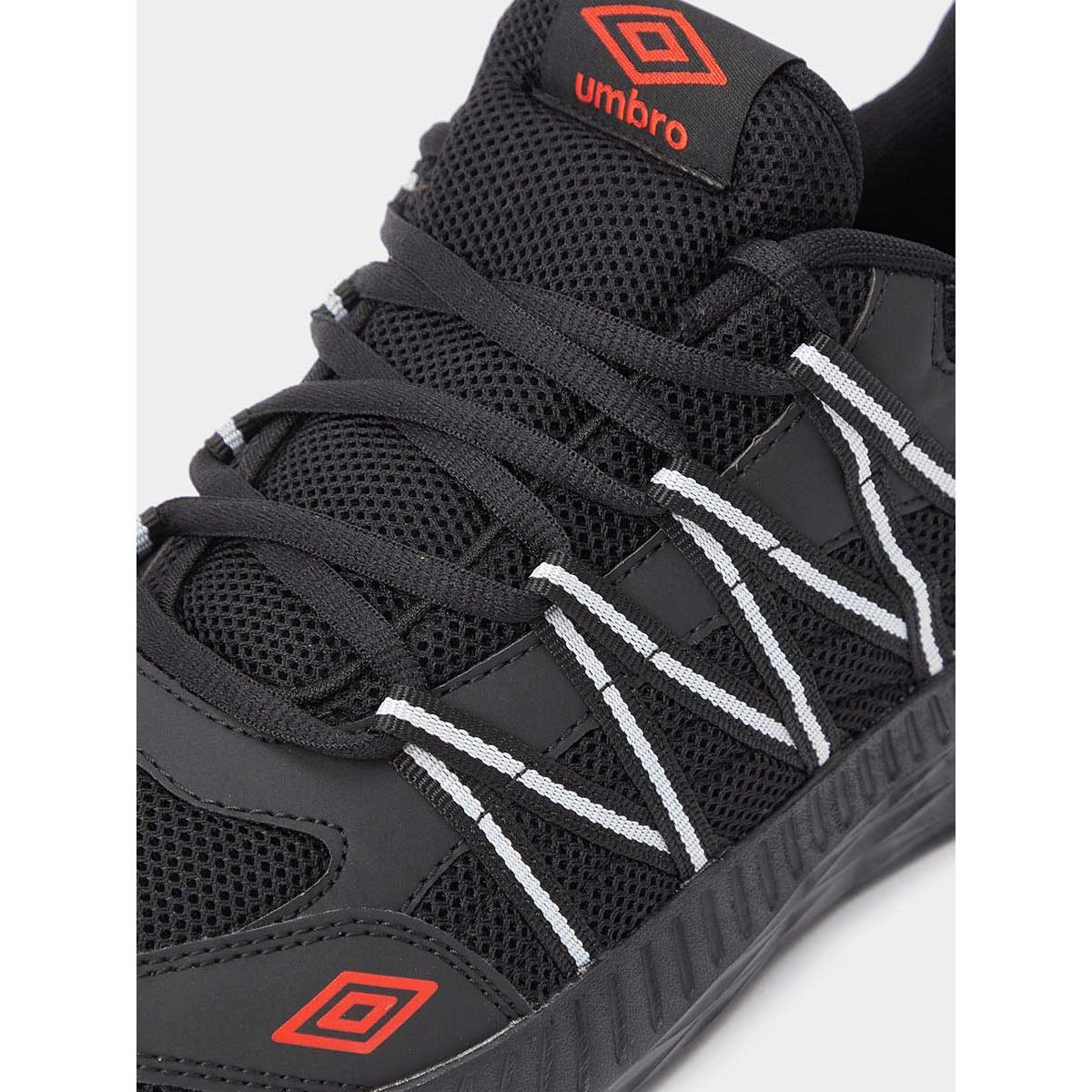 Umbro Elsmore Mesh Upper Trainers-sports-men-shoes-image-4