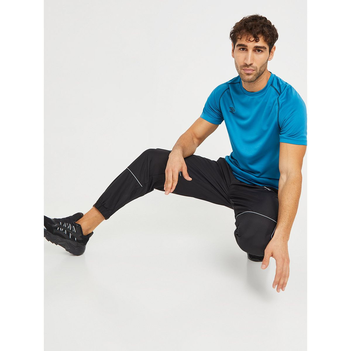 Umbro Crew Neck Training Jersey T-shirt-men-clothing-sportswearandactivewear-tshirtsandpolos-image-5
