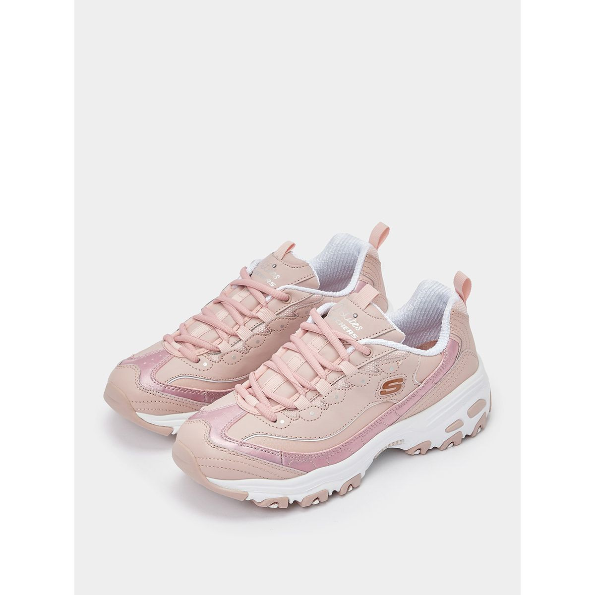 حذاء سنيكرز مزين بدرزات-sports-women-shoes-image-2
