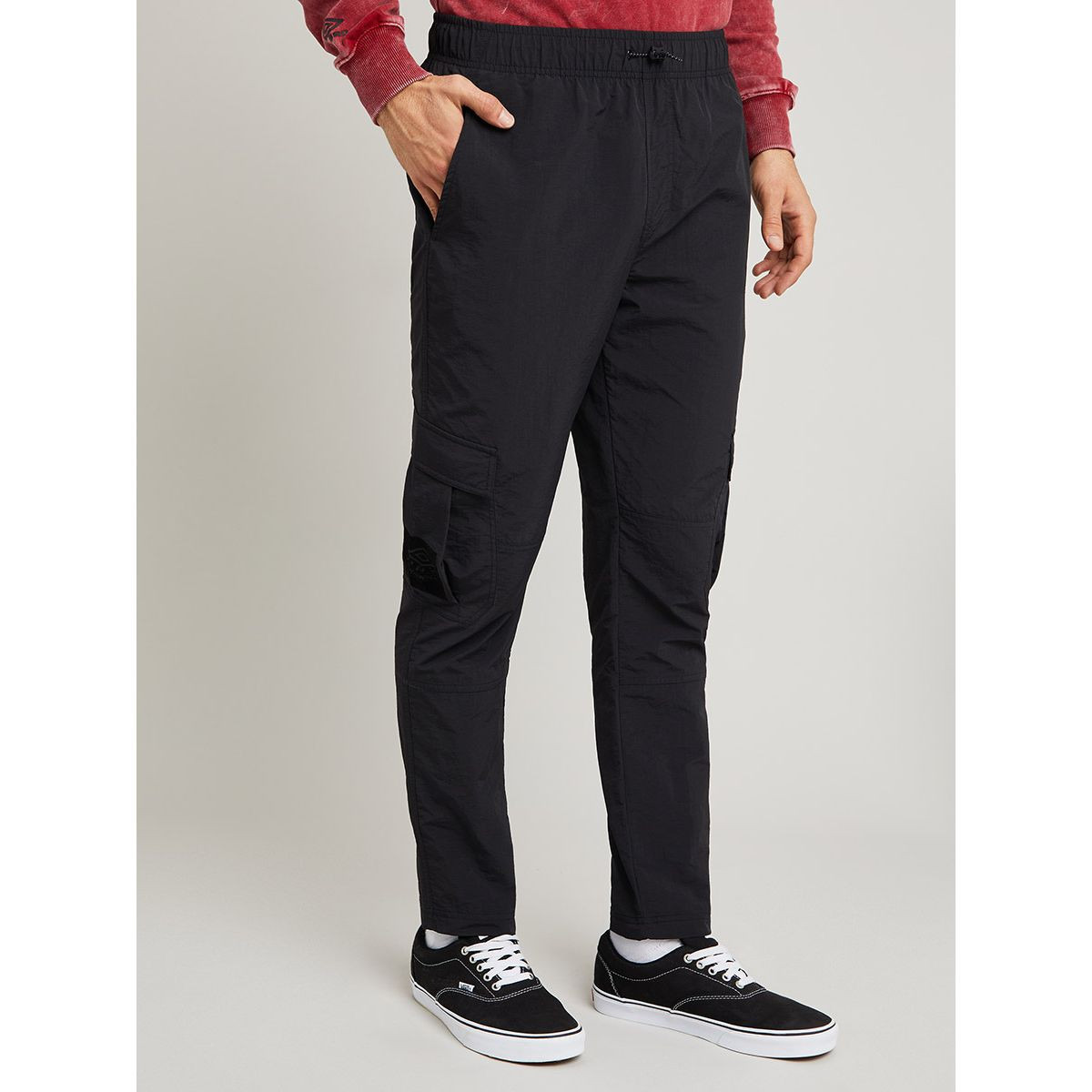Umbro Utility Tapered Pants with Cargo Pocket-men-clothing-bottoms-joggers-image-3