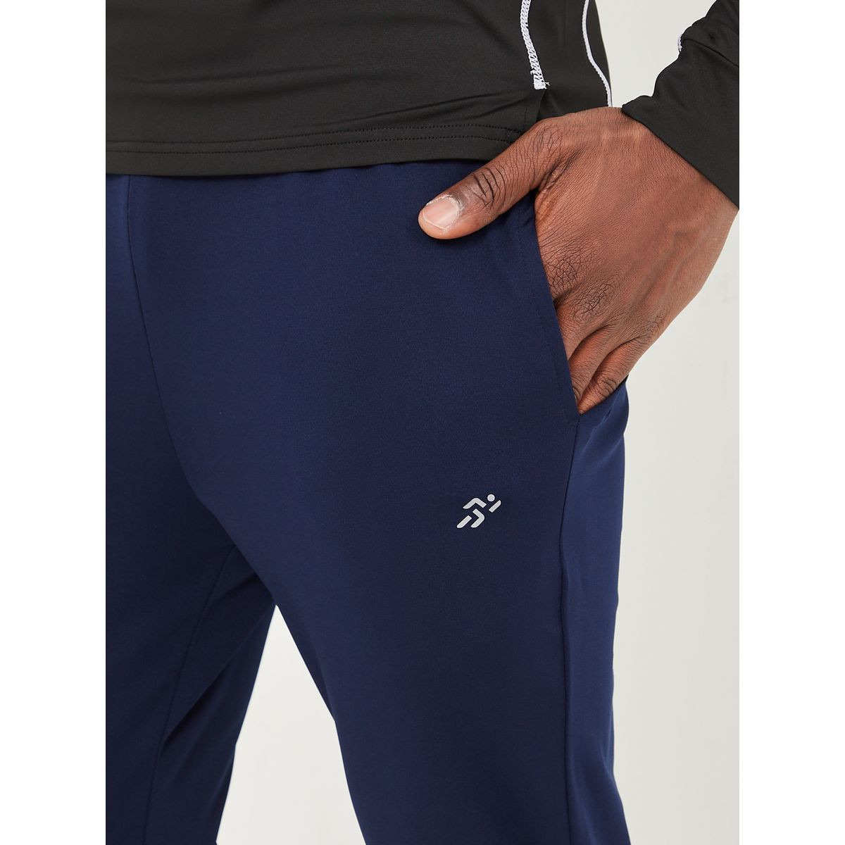 جوغر رياضي بخصر مطاطي-sports-men-clothing-bottoms-image-3