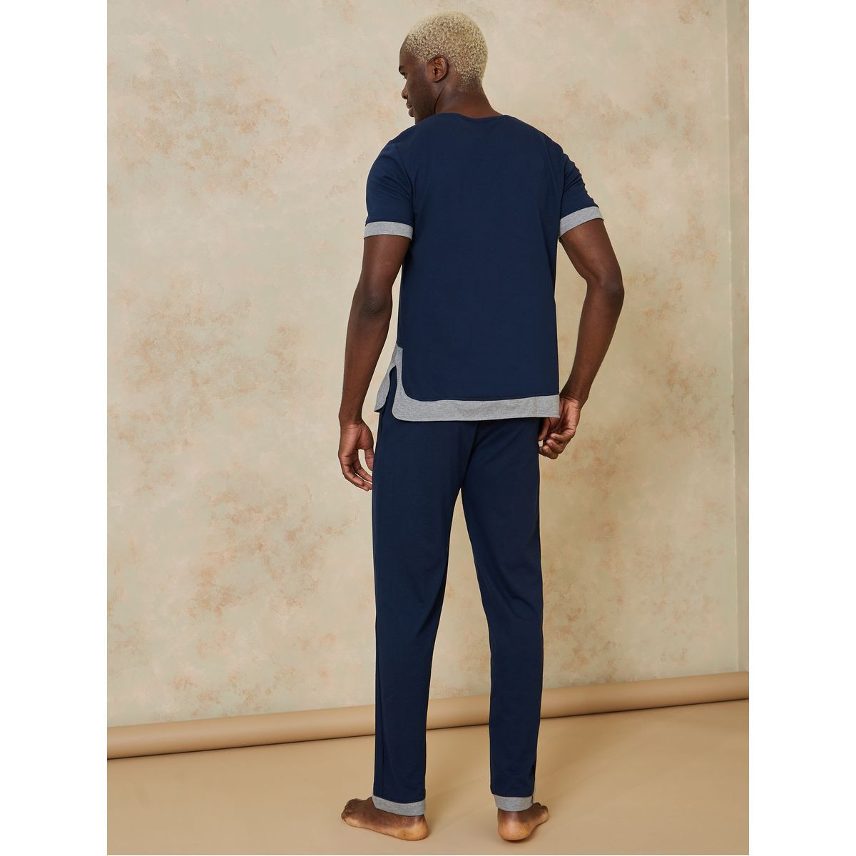طقم بيجاما من ( تيشيرت + بنطال )-men-clothing-nightwear-sets-image-6
