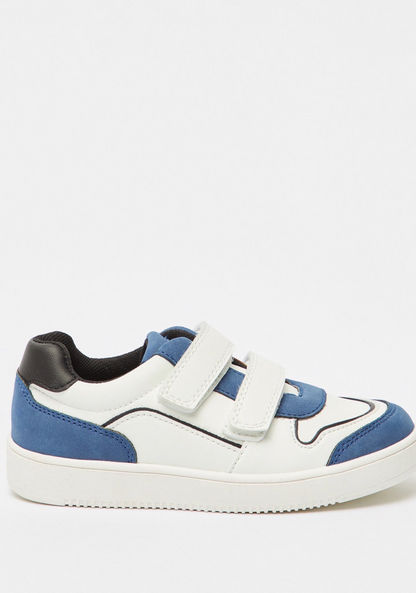 Mister Duchini Solid Sneakers with Hook and Loop Closure