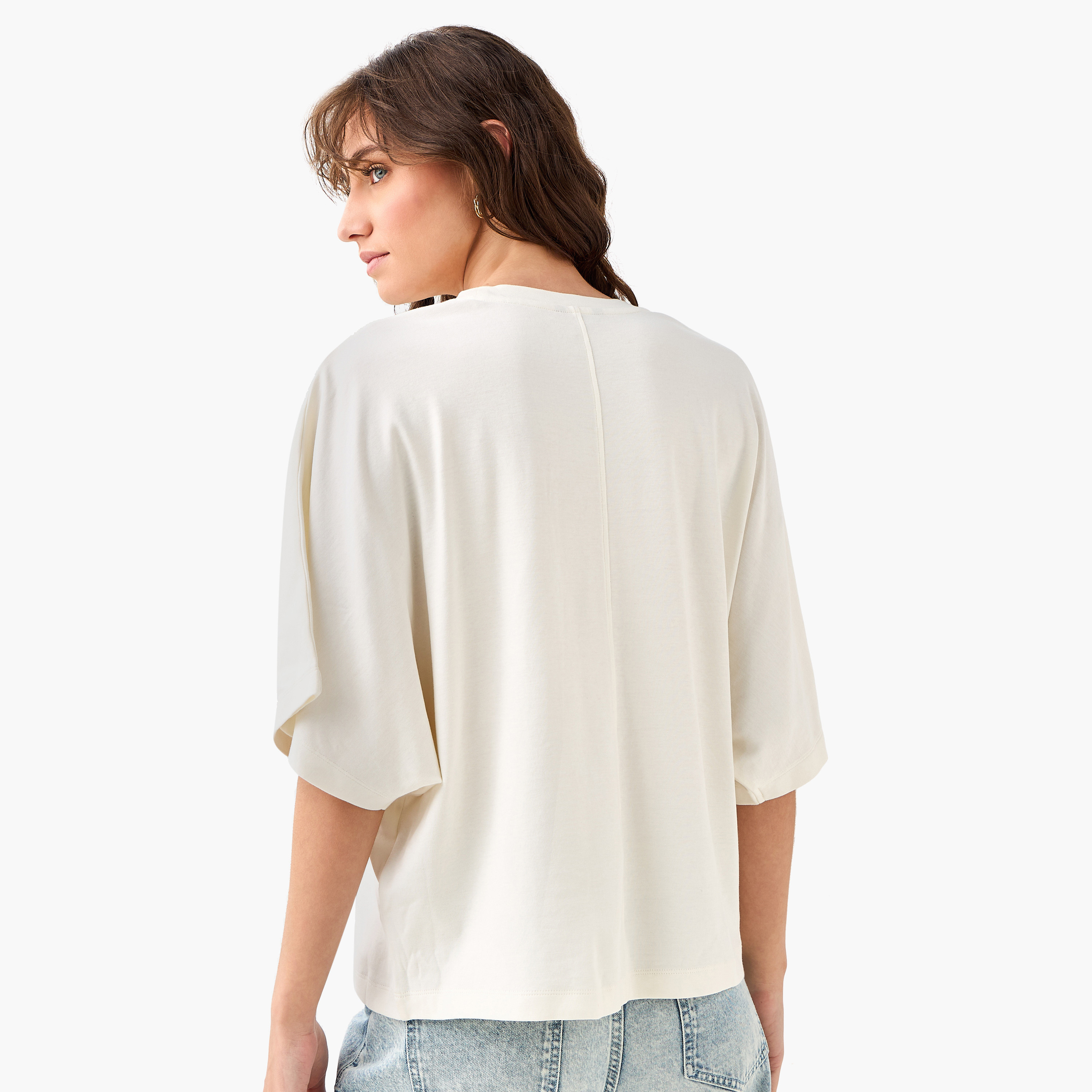تيشيرت مطرز بزهور-women-clothing-tshirts-image-4