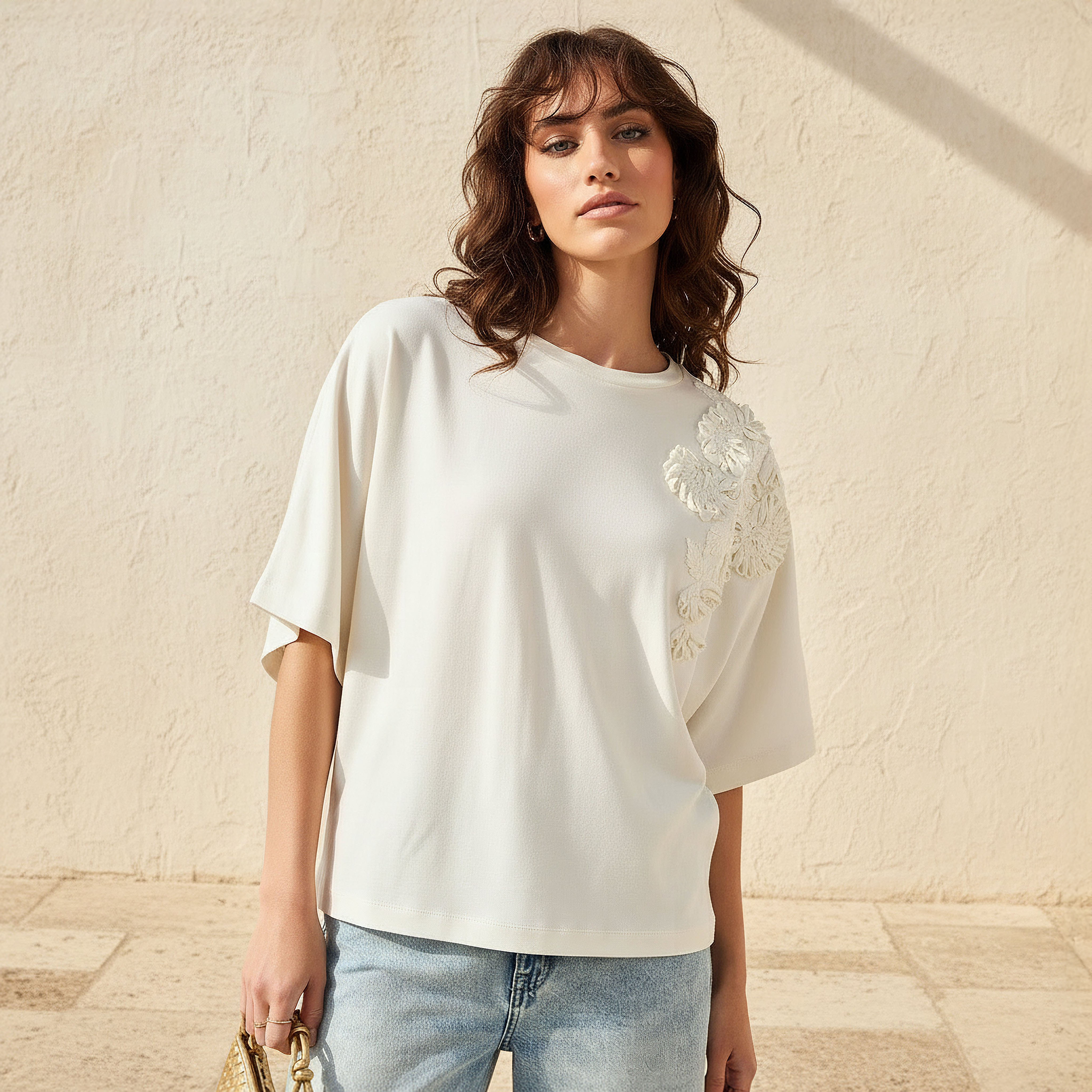 تيشيرت مطرز بزهور-women-clothing-tshirts-image-1
