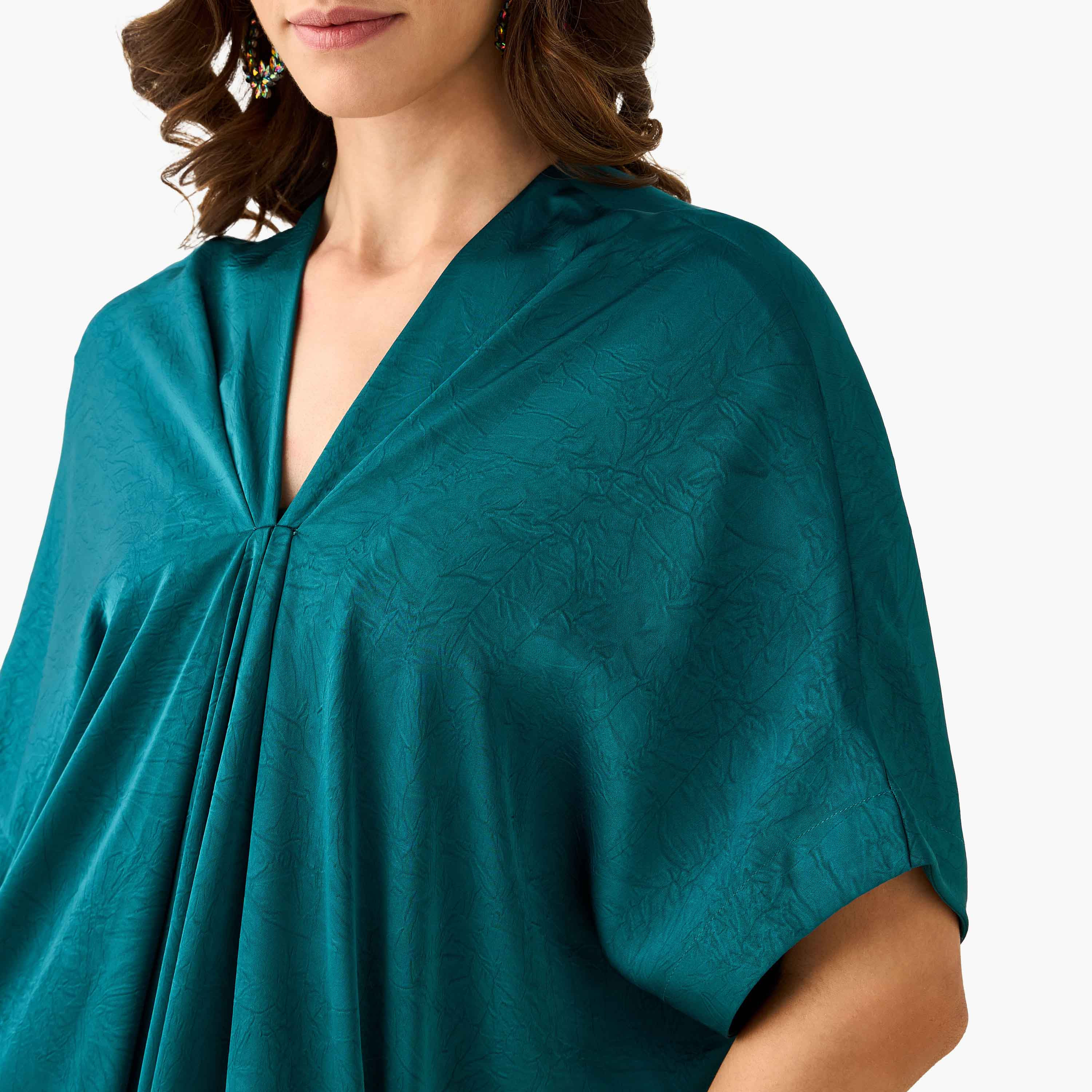 Pleated Textured Kaftan Maxi Dress with V-neck-women-clothing-dresses-image-6