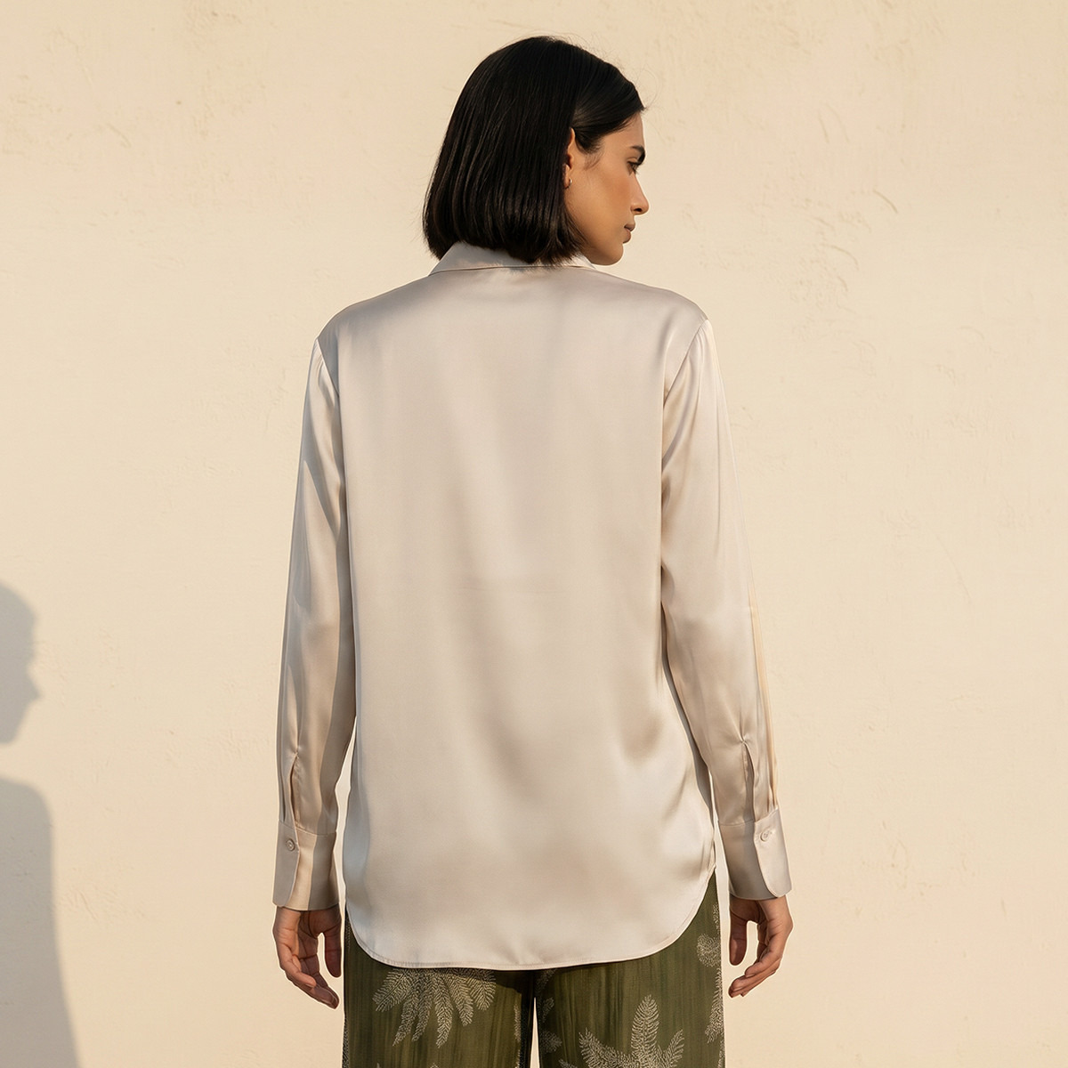 قميص ساتان من سبلاش سمارت-women-clothing-shirtsandblouses-shirts-image-4