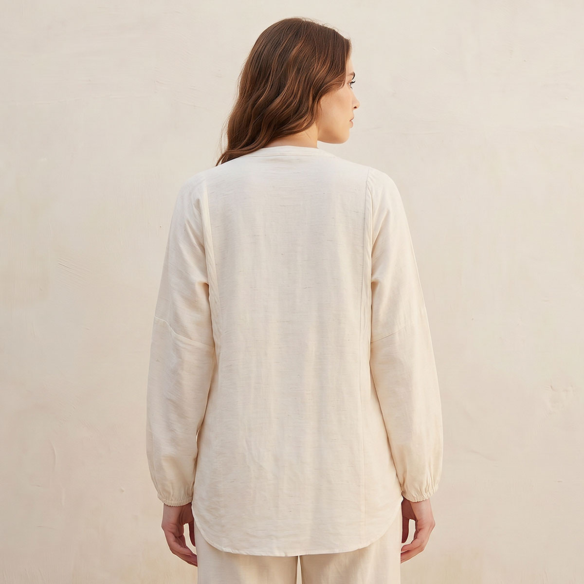 بلوزة كتان بطيات-women-clothing-shirtsandblouses-blouses-image-4