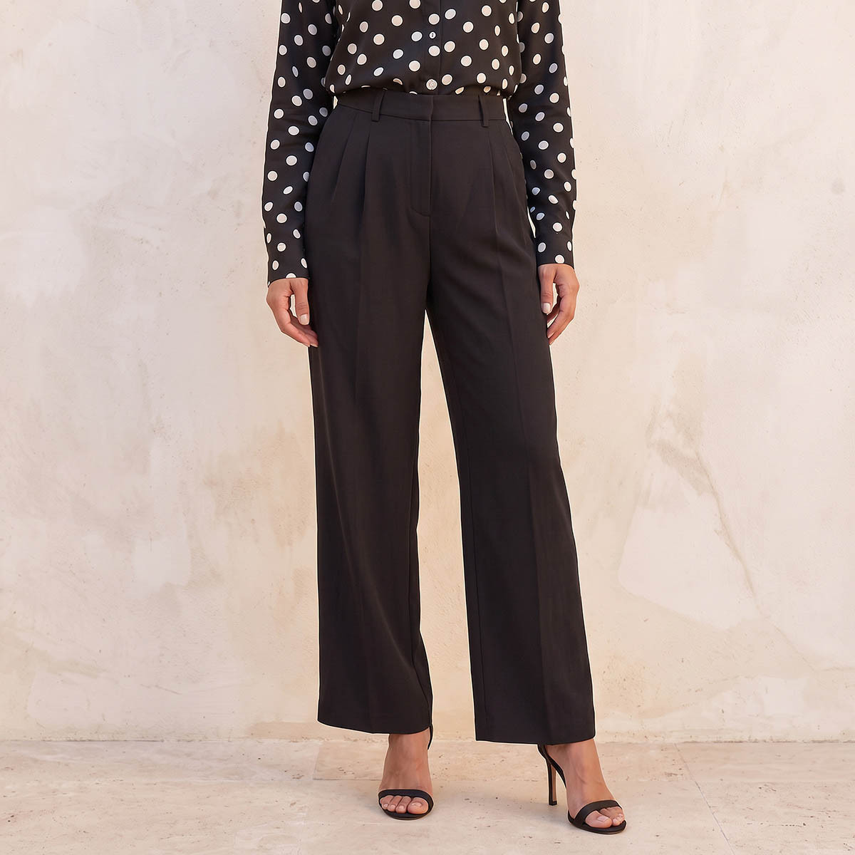 بنطلون بقصة مستقيمة وحلقات للحزام وكسرات من سبلاش سمارت-women-clothing-trousers-image-1