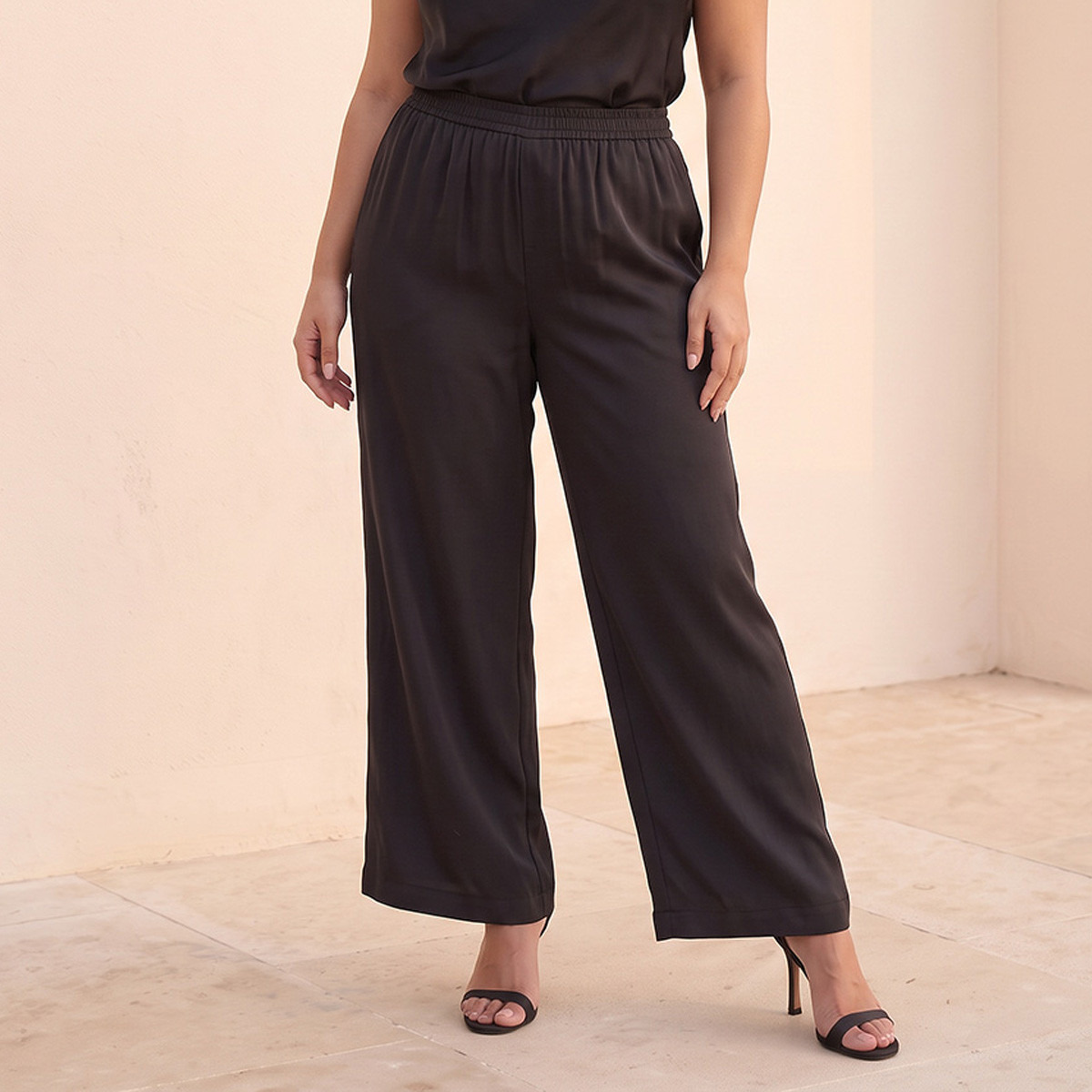 بنطلون واسع الساق بخصر مطاطي من سبلاش سمارت-women-clothing-trousers-image-5