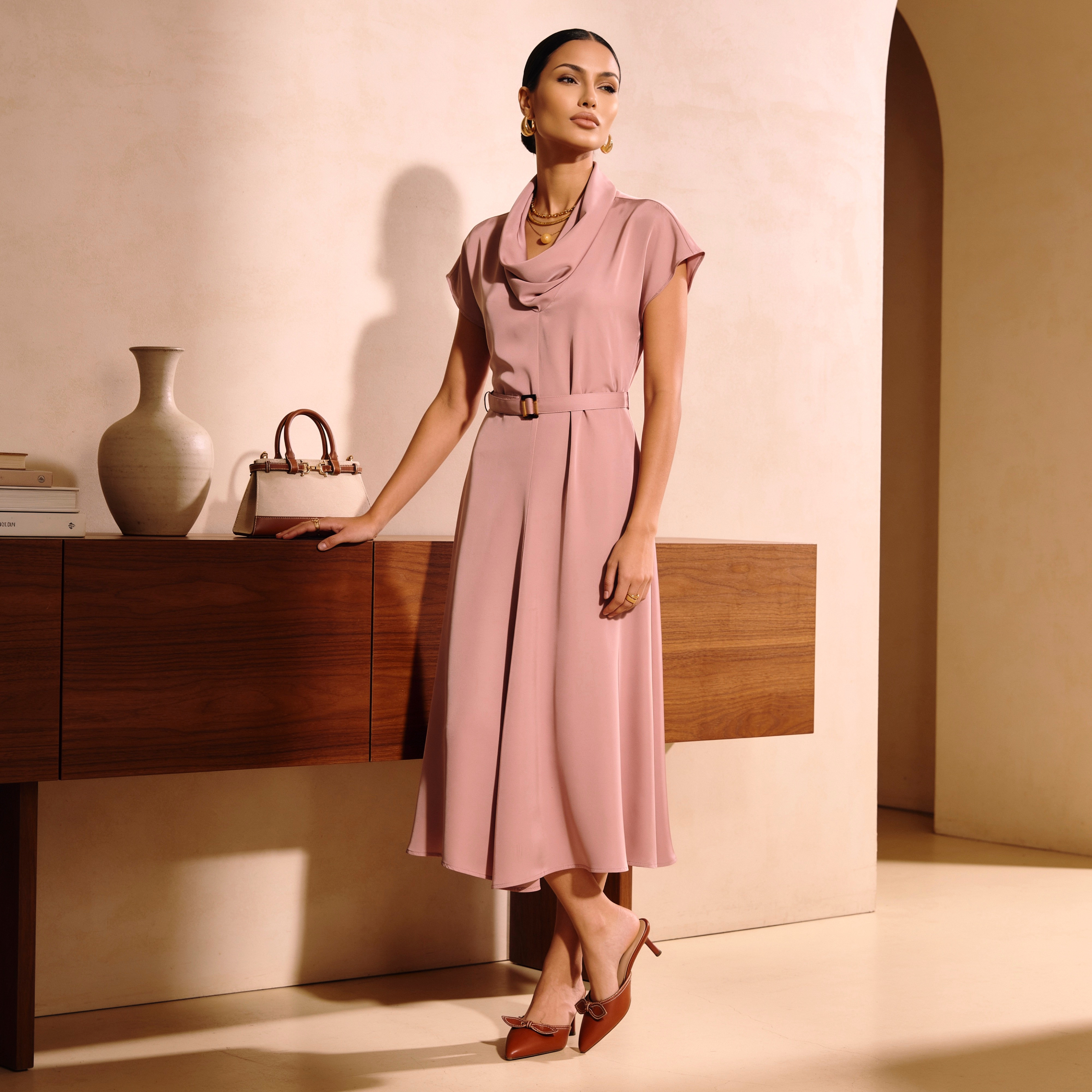 فستان بياقة منسدلة من سبلاش سمارت-women-clothing-dresses-image-1