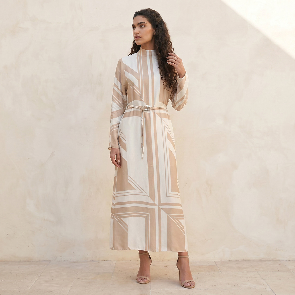 فستان ماكسي بطبعات وحزام بإبزيم من سبلاش سمارت-women-clothing-dresses-image-3