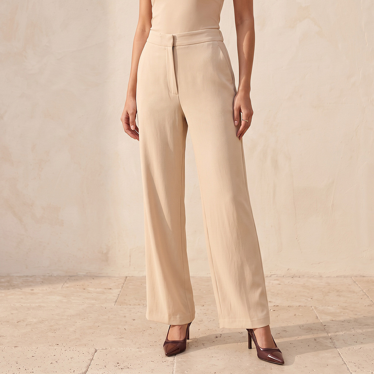 بنطلون بقصة مستقيمة من سبلاش سمارت-women-clothing-trousers-image-1