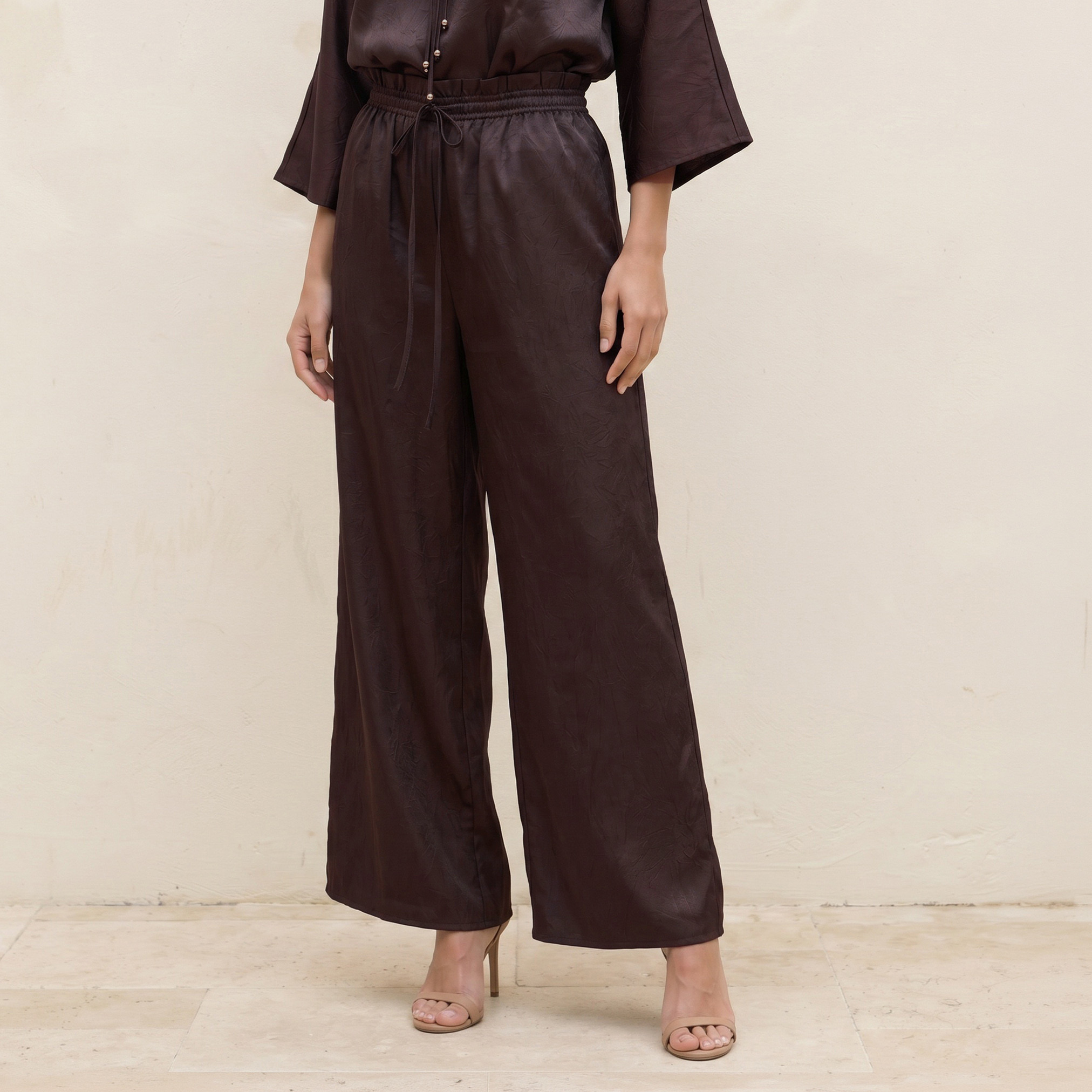 بنطلون بارز الملمس بساق واسعة من سبلاش سمارت-women-clothing-trousers-image-1