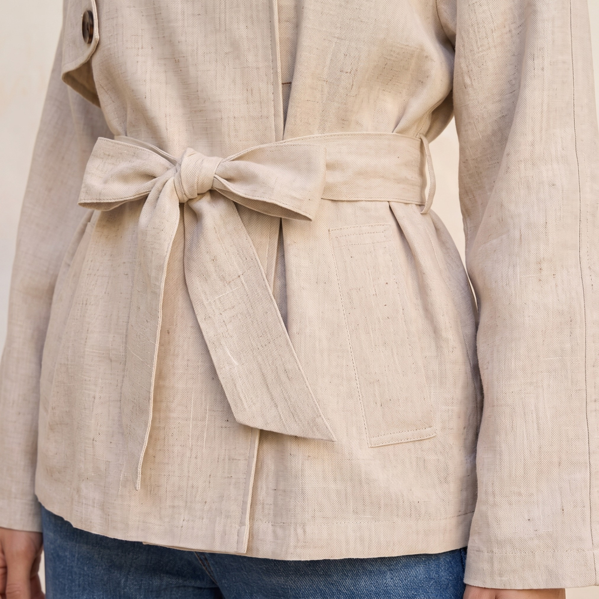 شاكيت بحزام رباط من سبلاش سمارت-women-clothing-shirtsandblouses-shirts-image-2