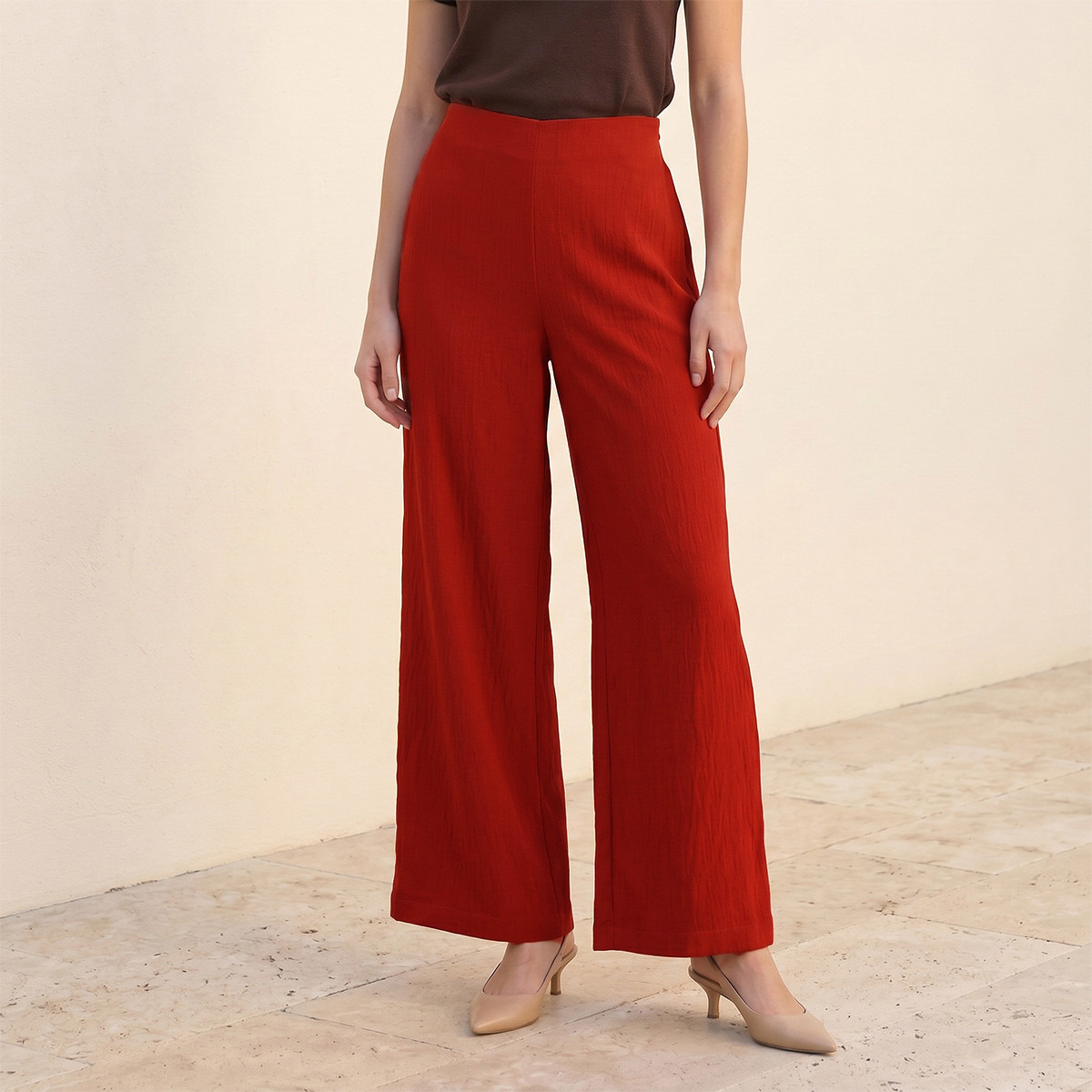 بنطلون واسع الساق بملمس بارز من سبلاش سمارت-women-clothing-trousers-image-1