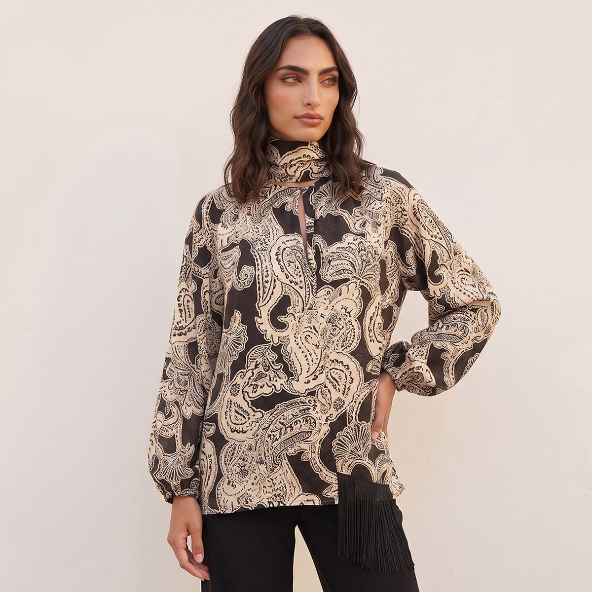 بلوزة بربطة عنق من سبلاش سمارت-women-clothing-shirtsandblouses-blouses-image-1