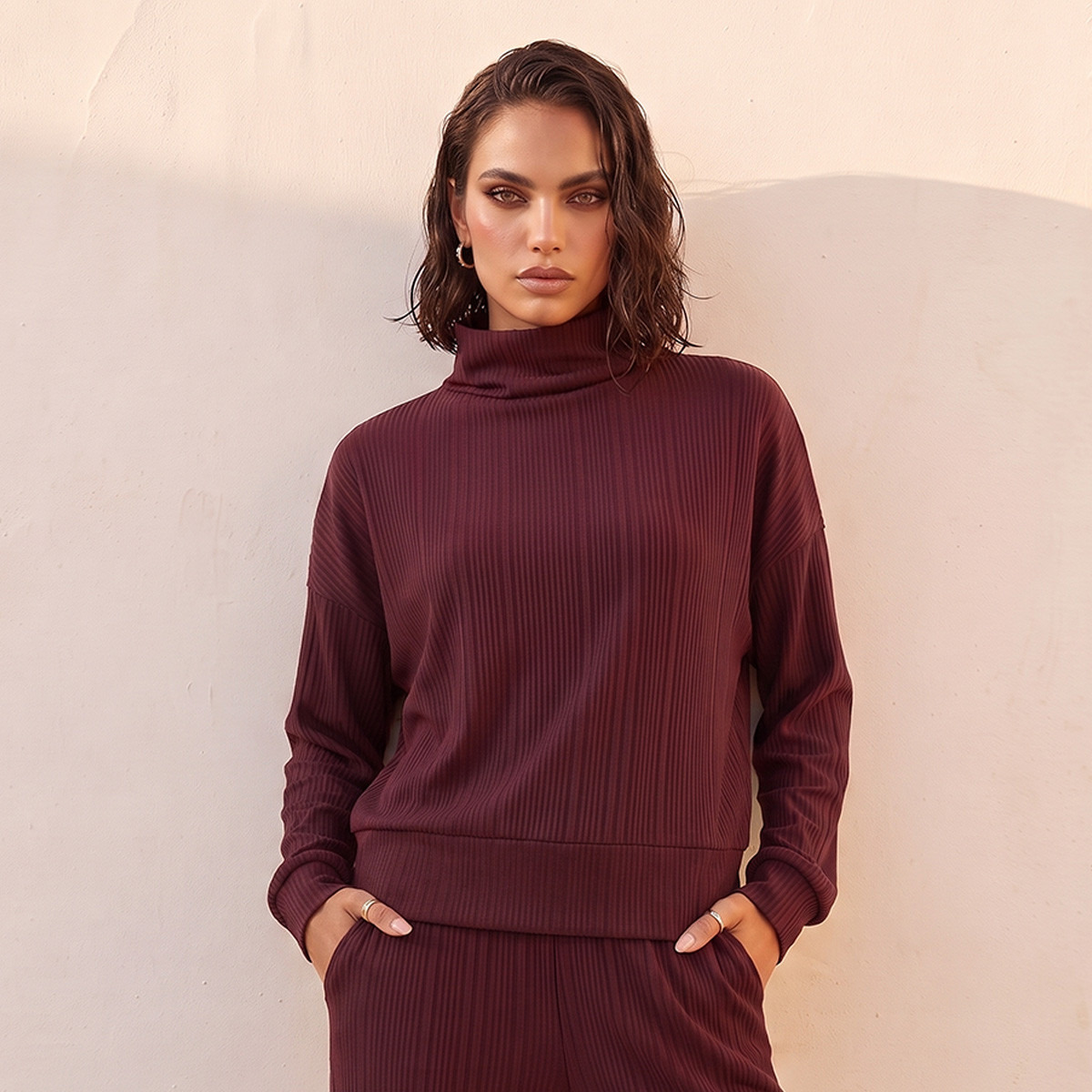 بلوزة بياقة عالية وقصة مريحة من سبلاش سمارت-women-clothing-shirtsandblouses-blouses-image-2