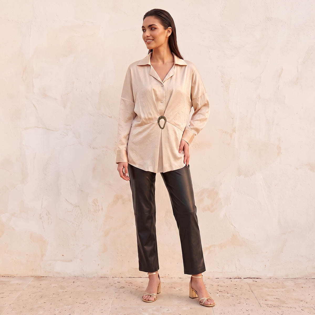 قميص بارز الملمس بإبزيم من سبلاش سمارت-women-clothing-shirtsandblouses-shirts-image-4