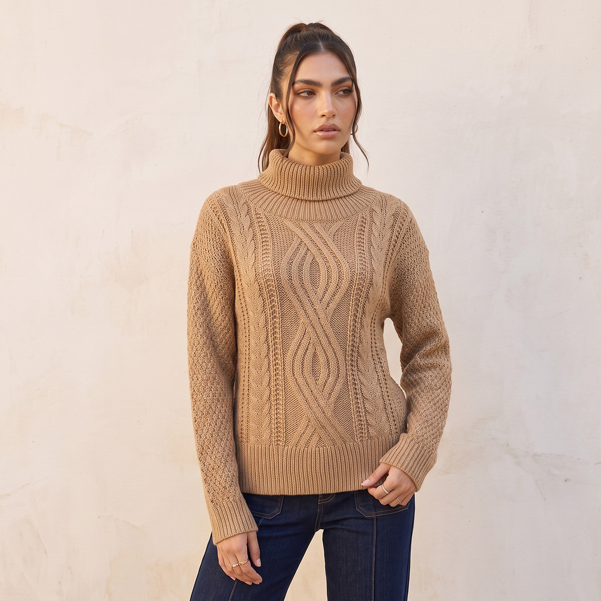 كنزة بياقة عالية وتصميم محبوك من سبلاش سمارت-women-winterwear-cardigansandjumpers-jumpers-image-1