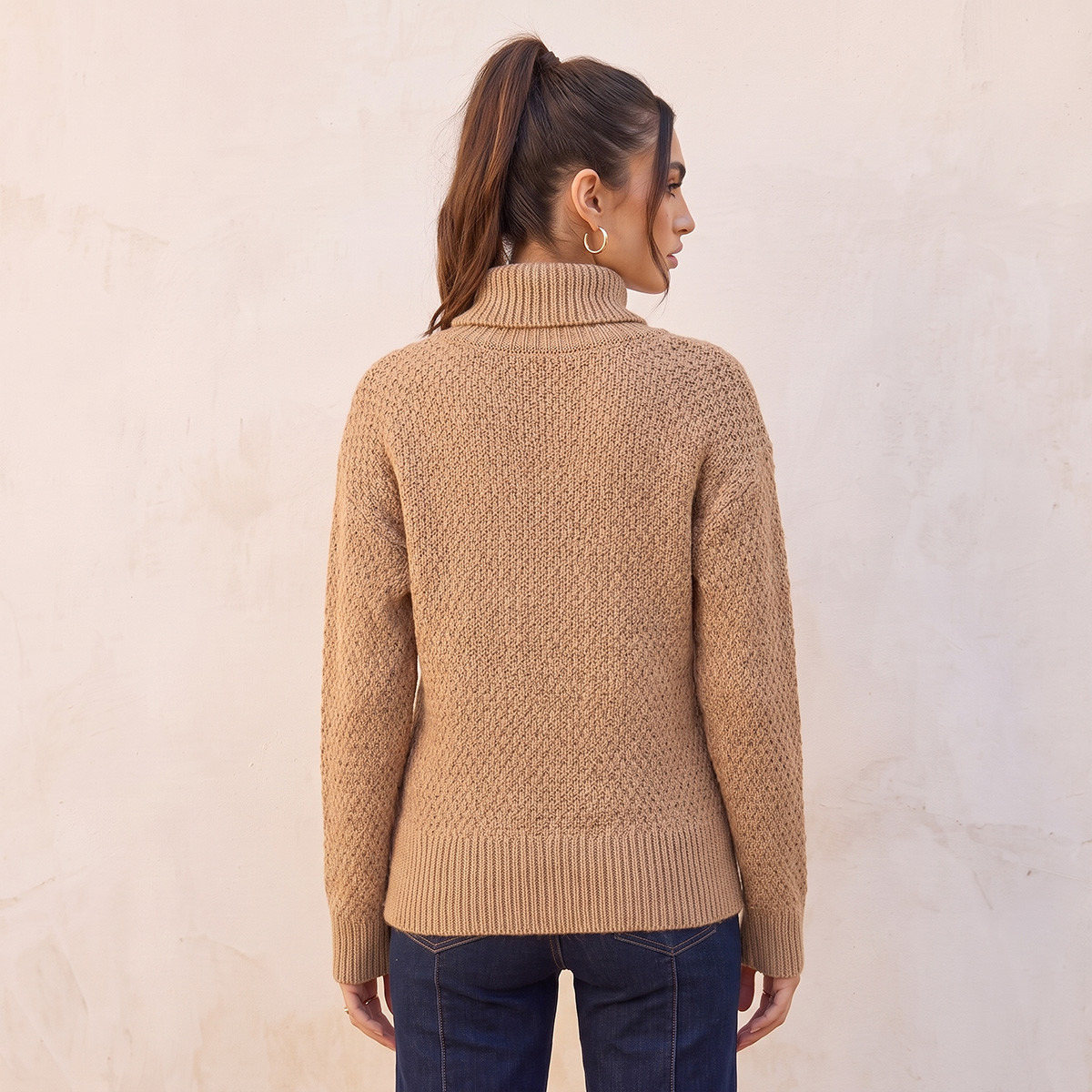 كنزة بياقة عالية وتصميم محبوك من سبلاش سمارت-women-winterwear-cardigansandjumpers-jumpers-image-3