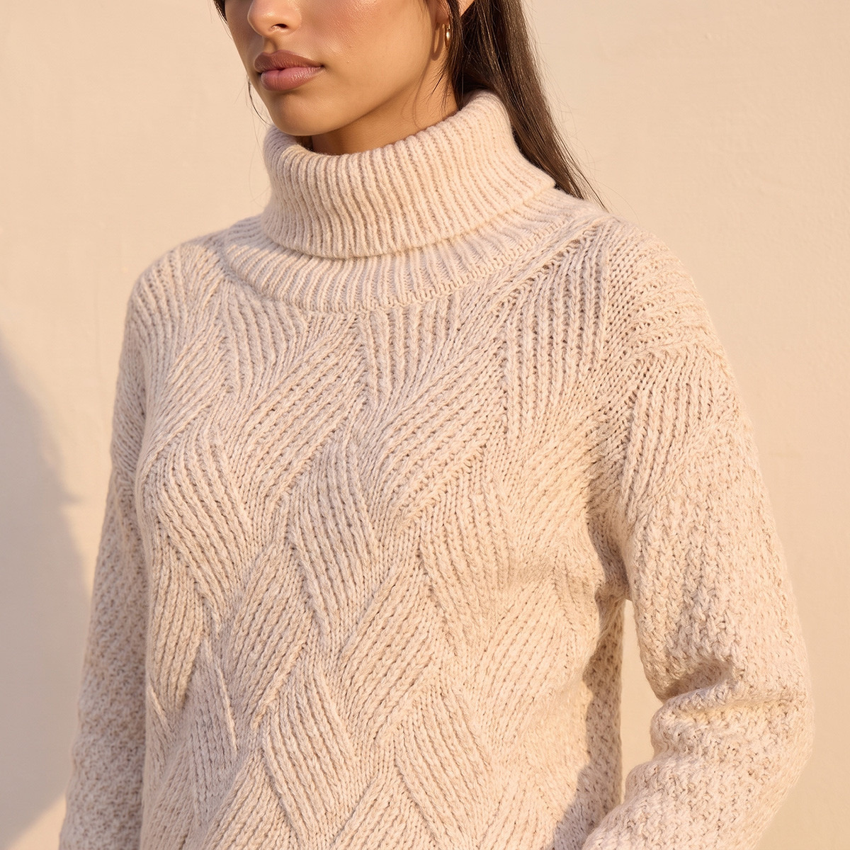 كنزة بياقة عالية وتصميم محبوك من سبلاش سمارت-women-winterwear-cardigansandjumpers-jumpers-image-5