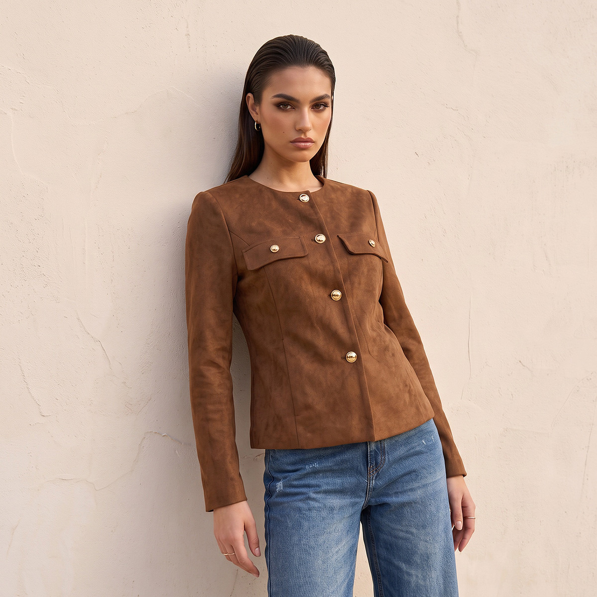 جاكيت من الشمواه بتفاصيل أزرار من سبلاش سمارت-women-winterwear-coatsandjackets-jackets-image-1