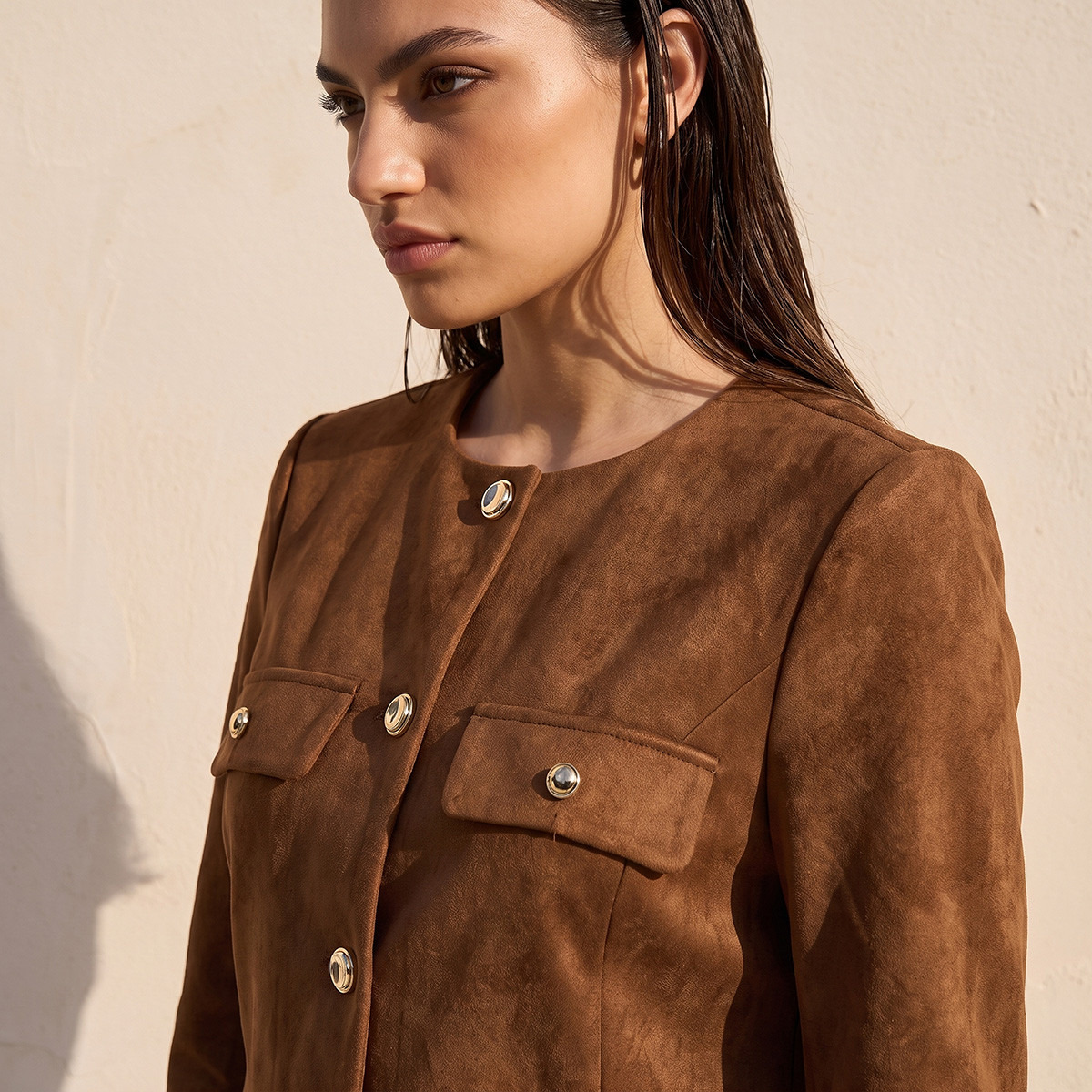 جاكيت من الشمواه بتفاصيل أزرار من سبلاش سمارت-women-winterwear-coatsandjackets-jackets-image-4