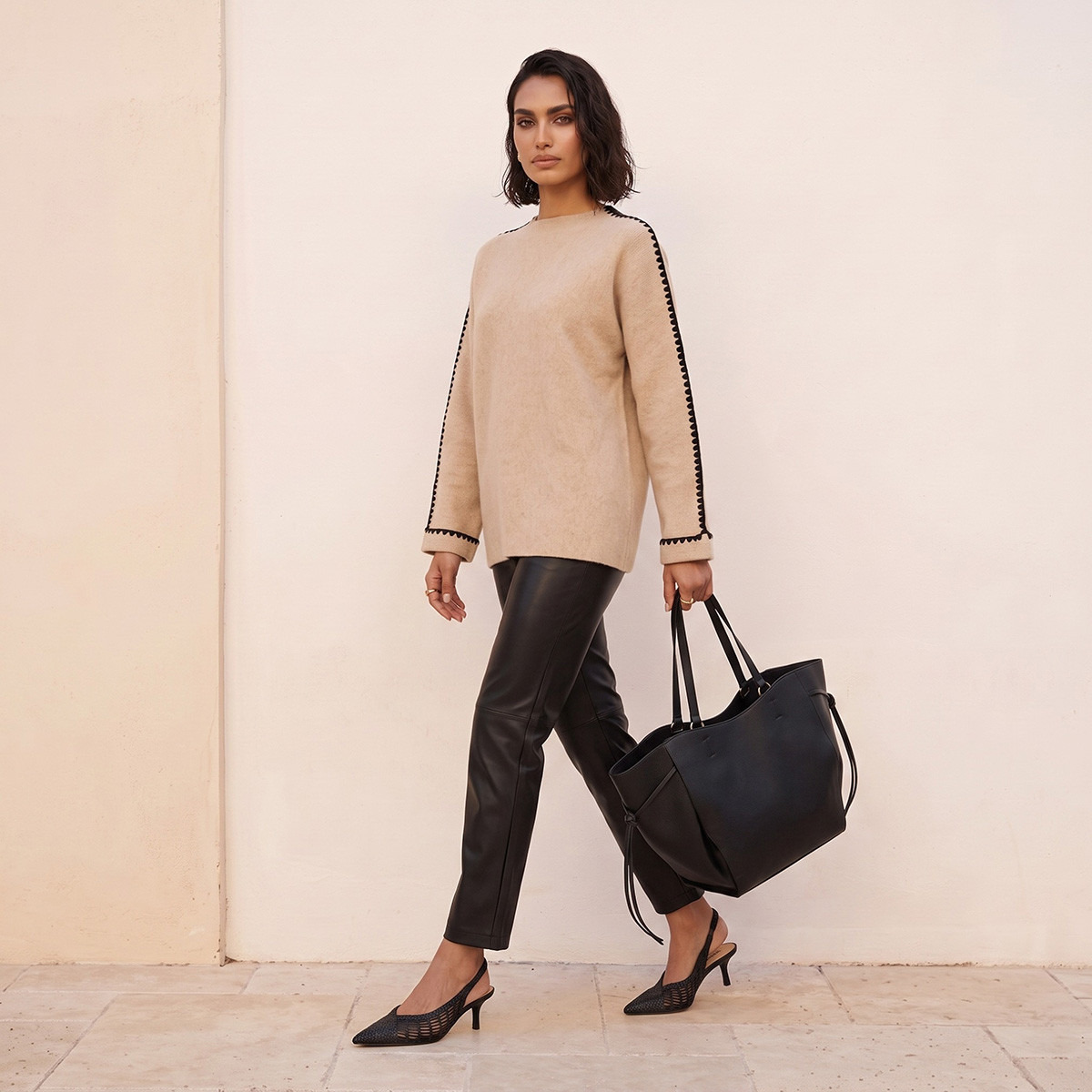 كنزة بياقة ضيقة وتفاصيل خياطة بارزة من سبلاش سمارت-women-winterwear-cardigansandjumpers-jumpers-image-8