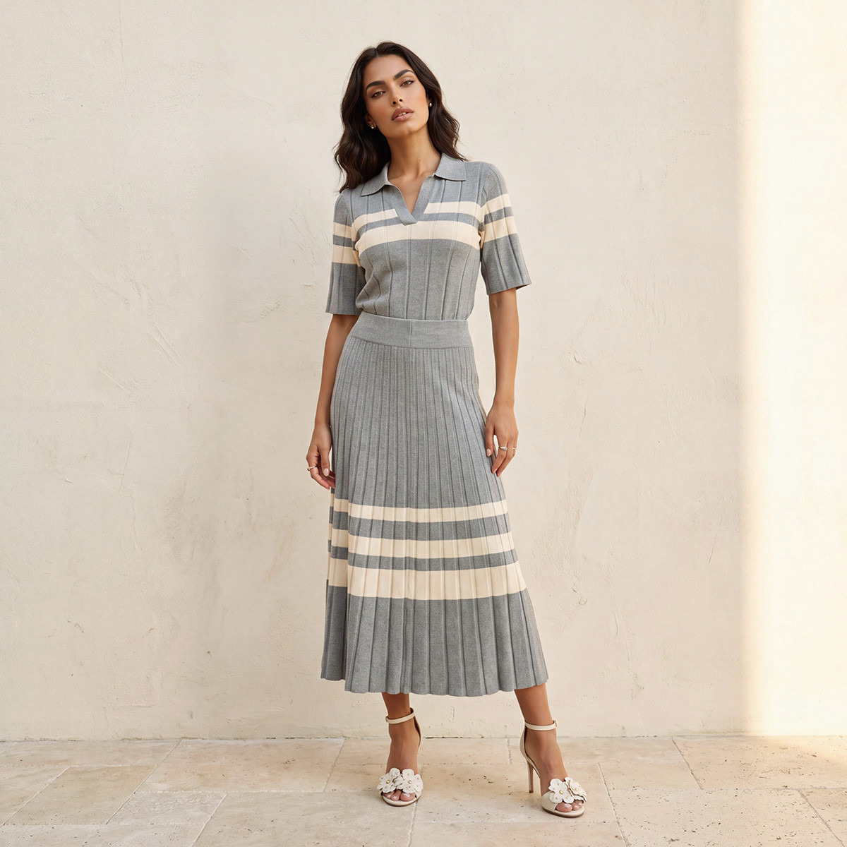تنورة بكسرات وخصر مطاطي  من سمارت من سبلاش-women-clothing-skirts-image-3