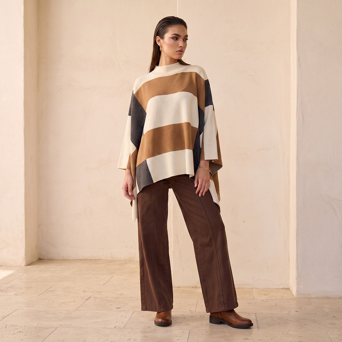 بونشو مقسم بياقة عالية من سبلاش سمارت-women-winterwear-cardigansandjumpers-cardigans-image-2