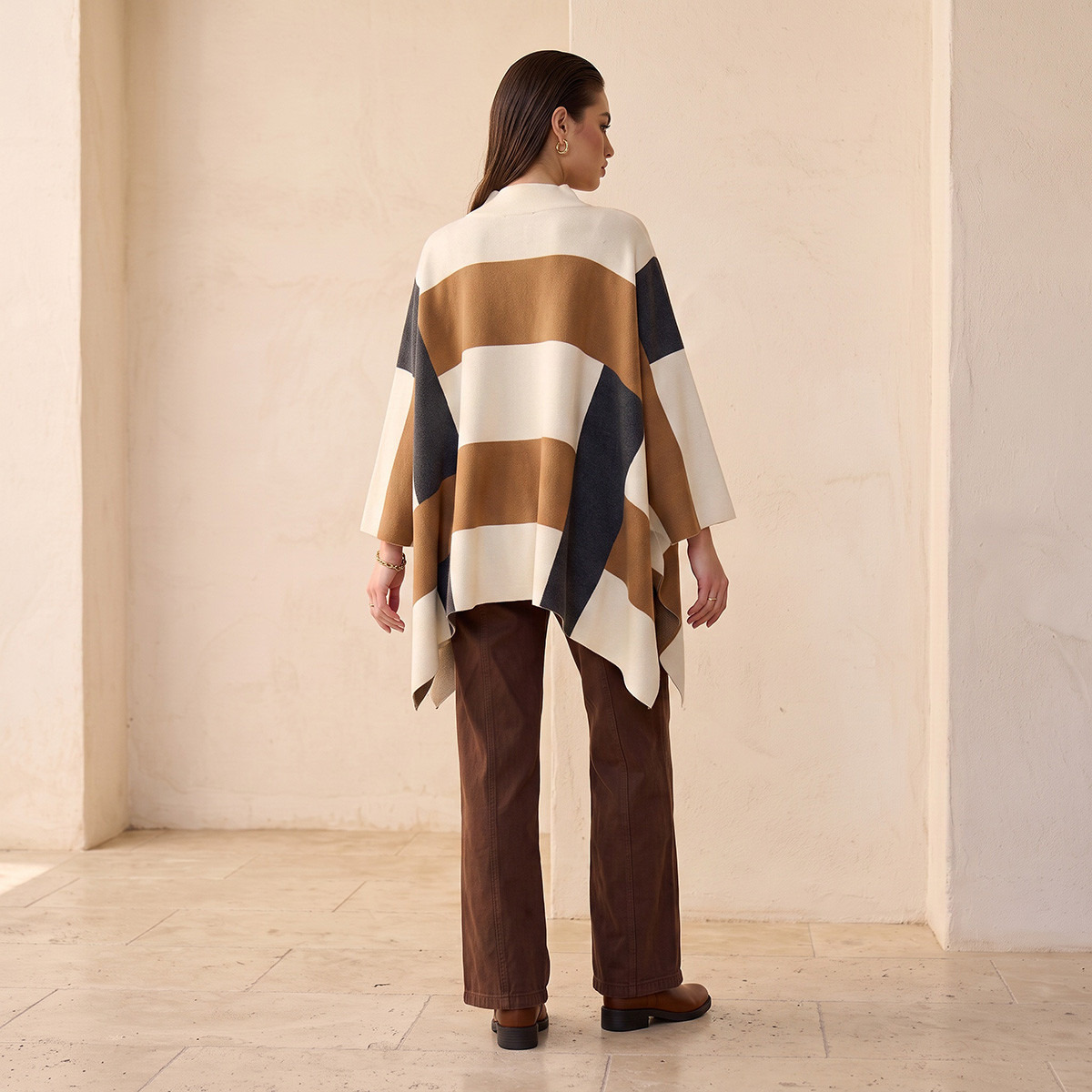 بونشو مقسم بياقة عالية من سبلاش سمارت-women-winterwear-cardigansandjumpers-cardigans-image-3