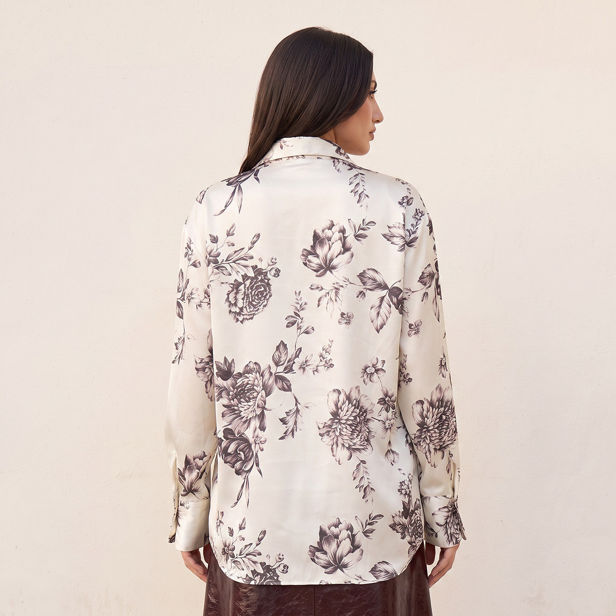 قميص ساتان بطبعات زهرية من سبلاش سمارت-women-clothing-shirtsandblouses-shirts-image-5