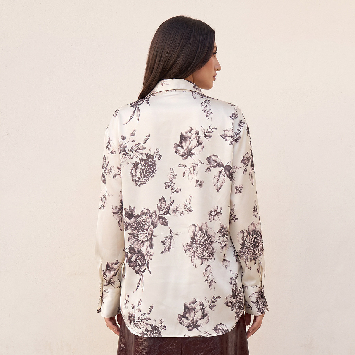 قميص ساتان بطبعات زهرية من سبلاش سمارت-women-clothing-shirtsandblouses-shirts-image-4