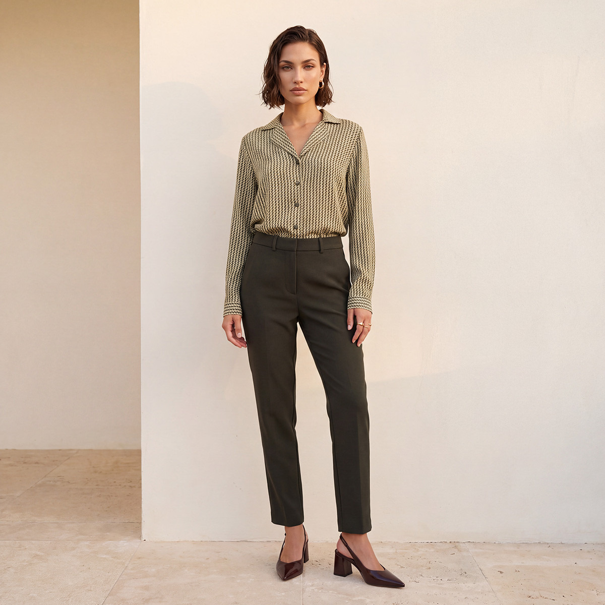 قميص بياقة نوتش من سمارت من سبلاش-women-clothing-shirtsandblouses-shirts-image-2