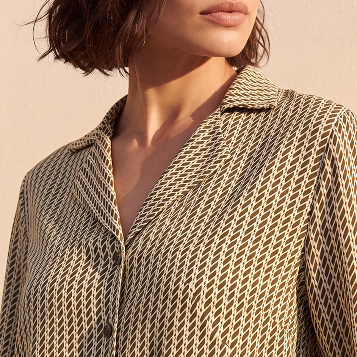 قميص بياقة نوتش من سمارت من سبلاش-women-clothing-shirtsandblouses-shirts-image-4